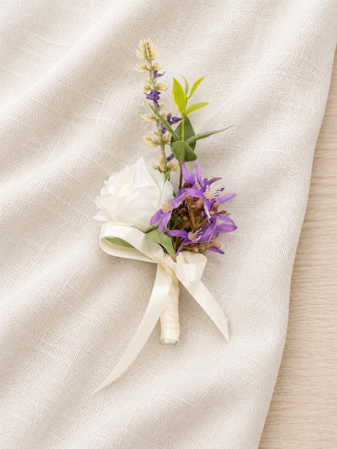 Violet Spray roses, lavender,Parvi Groomsmen&