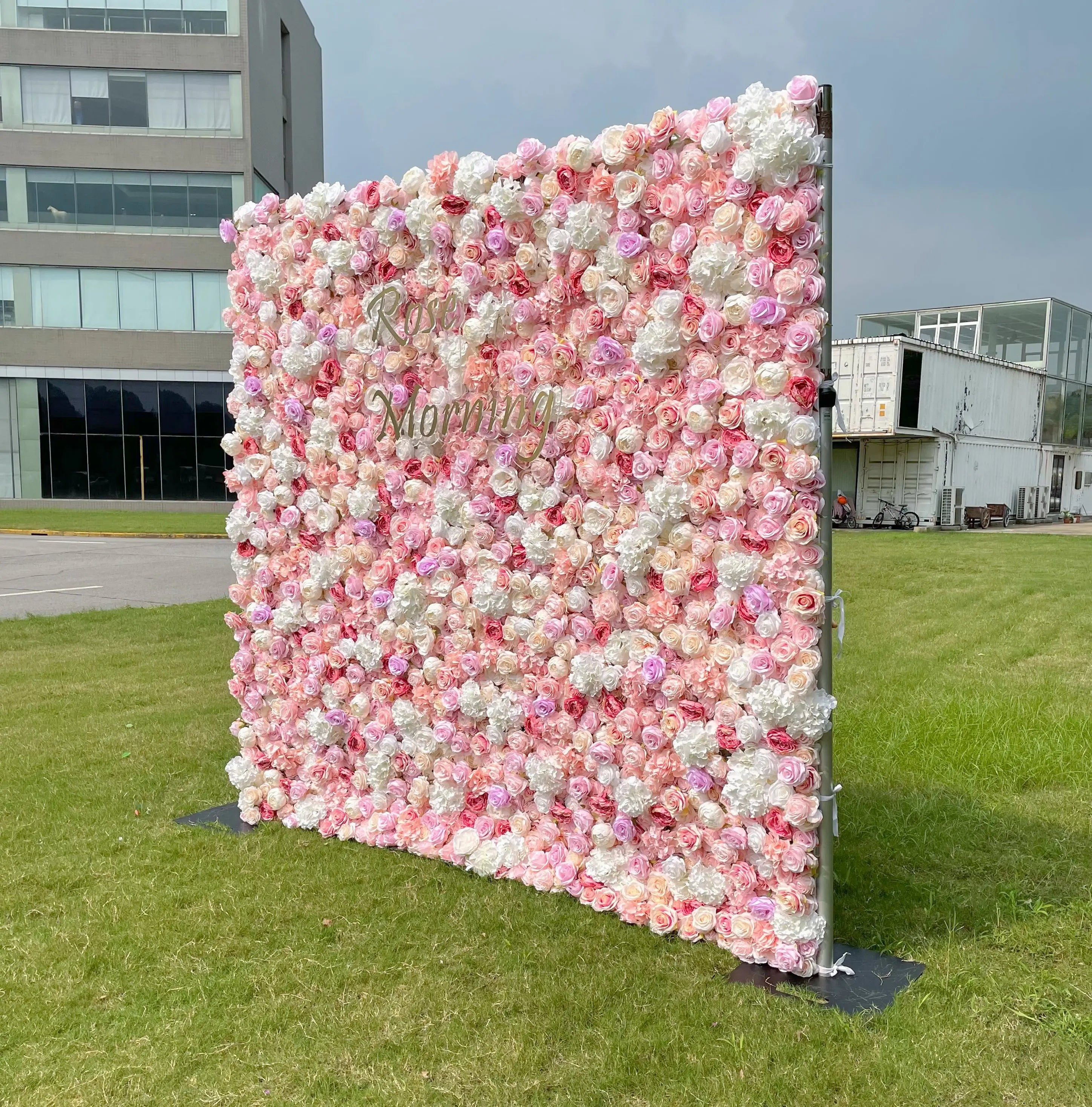 Allan:5D Fabric Artificial rolling up curtain flower wall