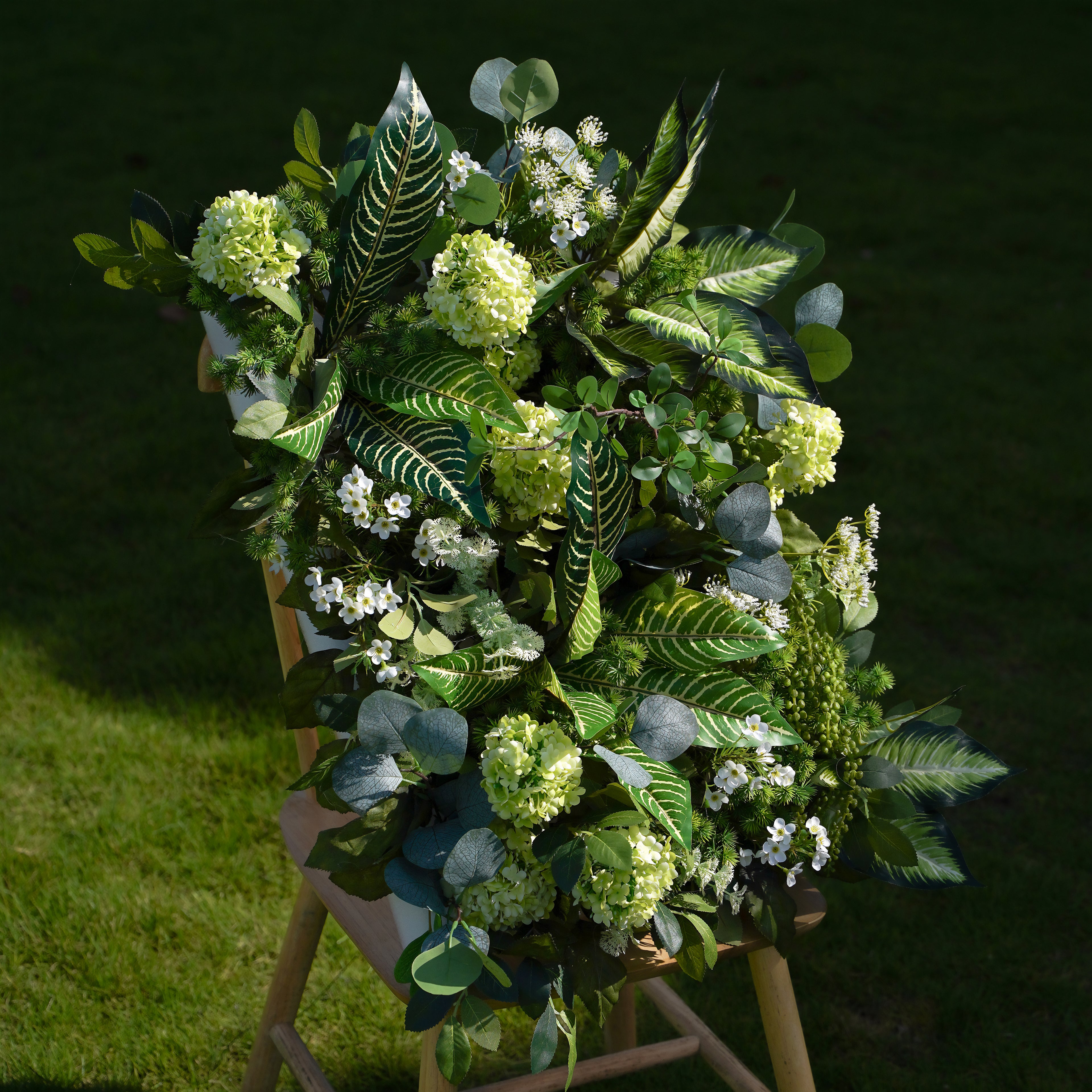 If you are looking for a unique and stylish way to decorate your home, a Rosemorning 5D flower wall is a great option.