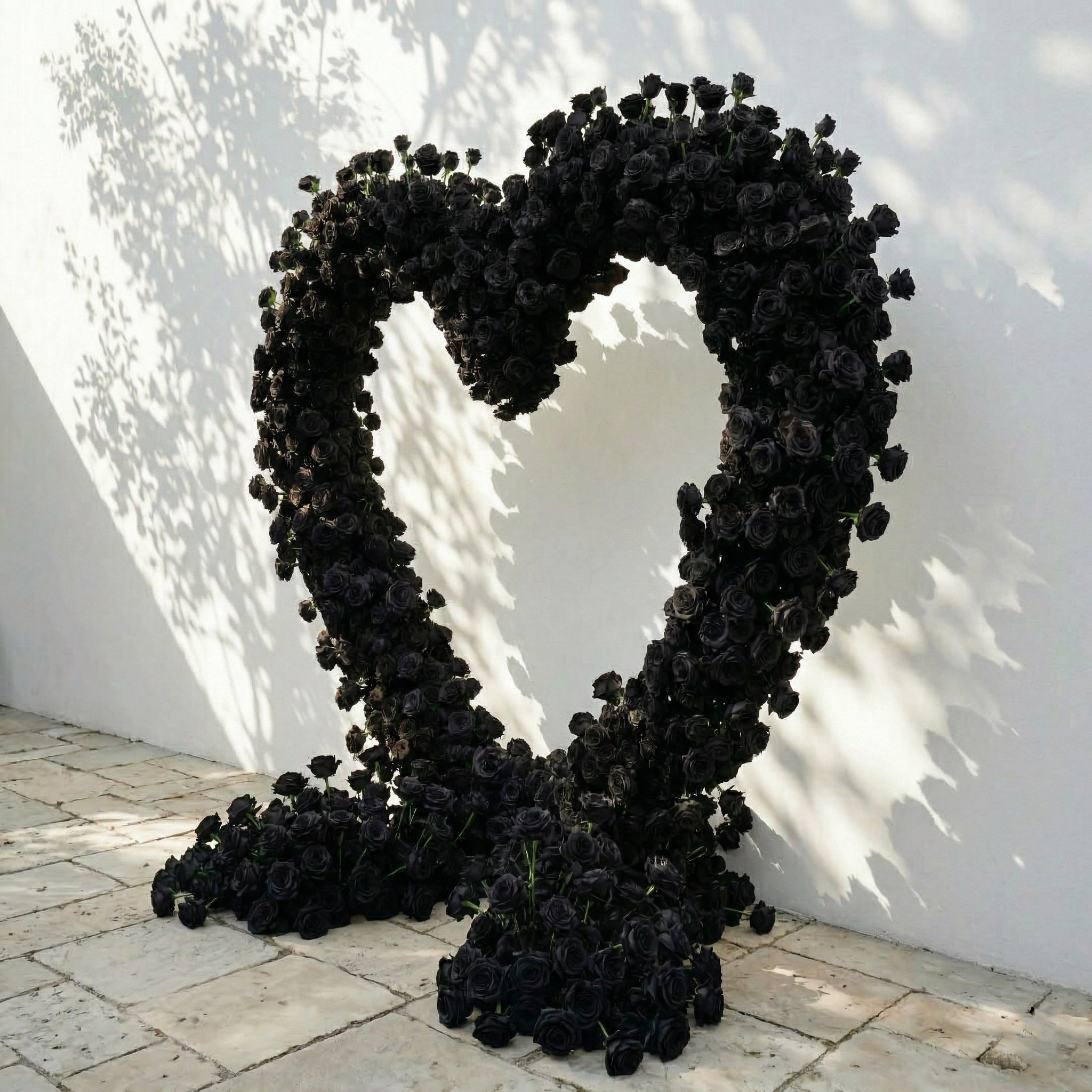 Avenya: Midnight Black Flower Heart Arch Decroation for Luxury Events & Parties