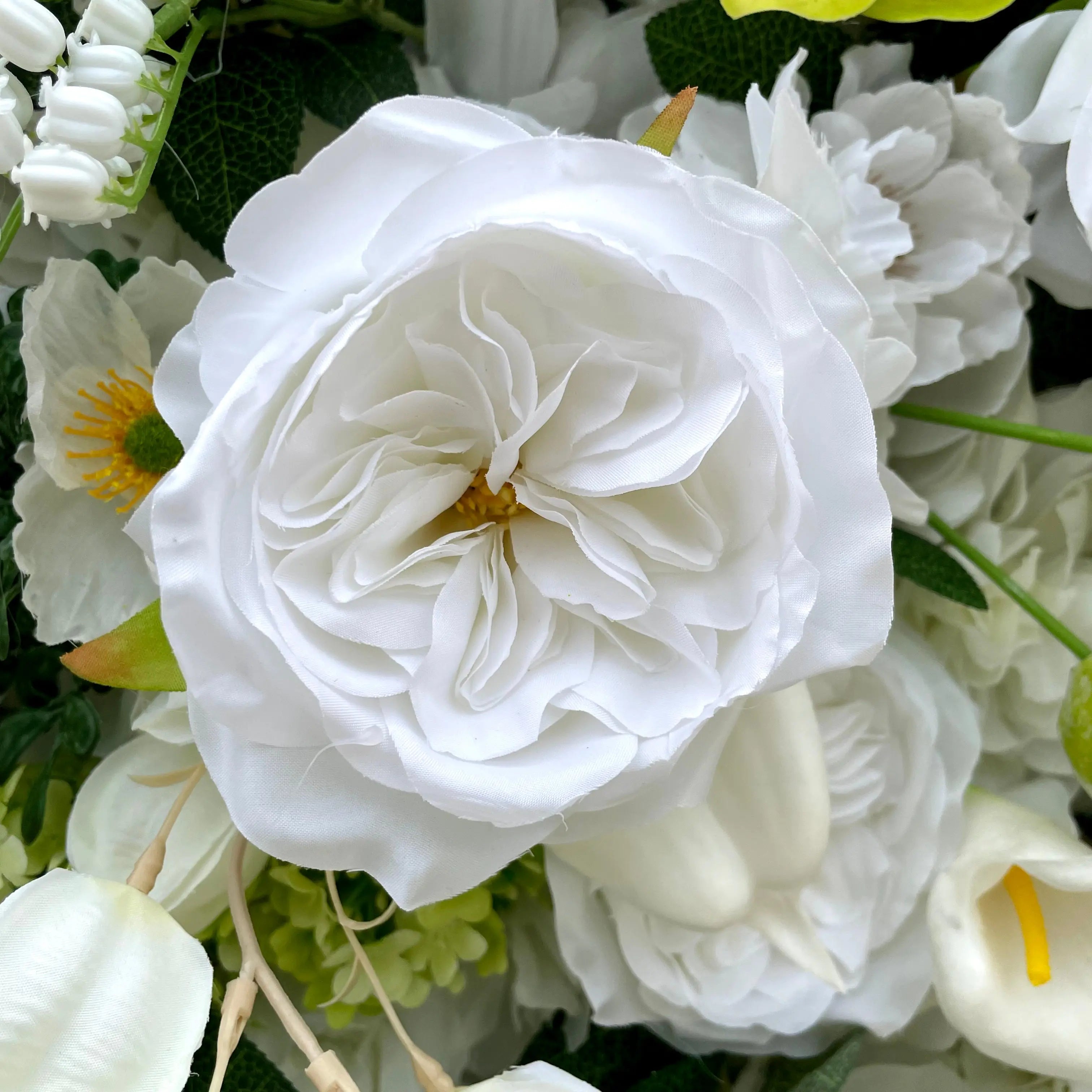 Calla:5D Garden Series Fabric Artificial rolling up curtain flower wall
