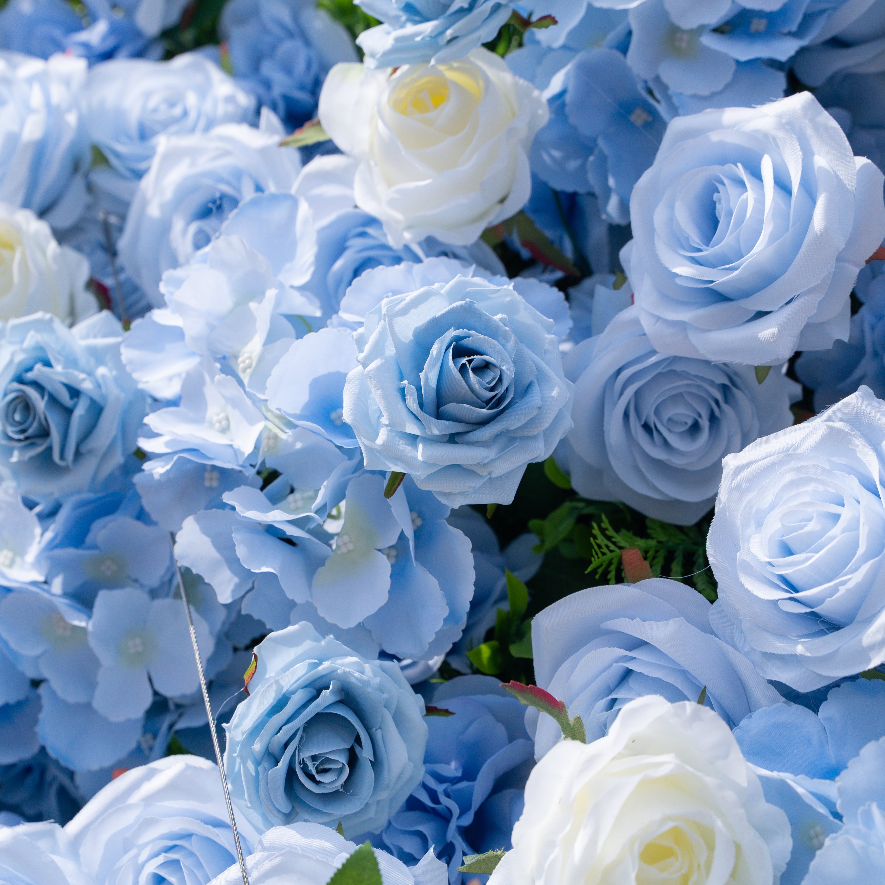 Clarissa:3D Fabric Artificial rolling up curtain flower wall
