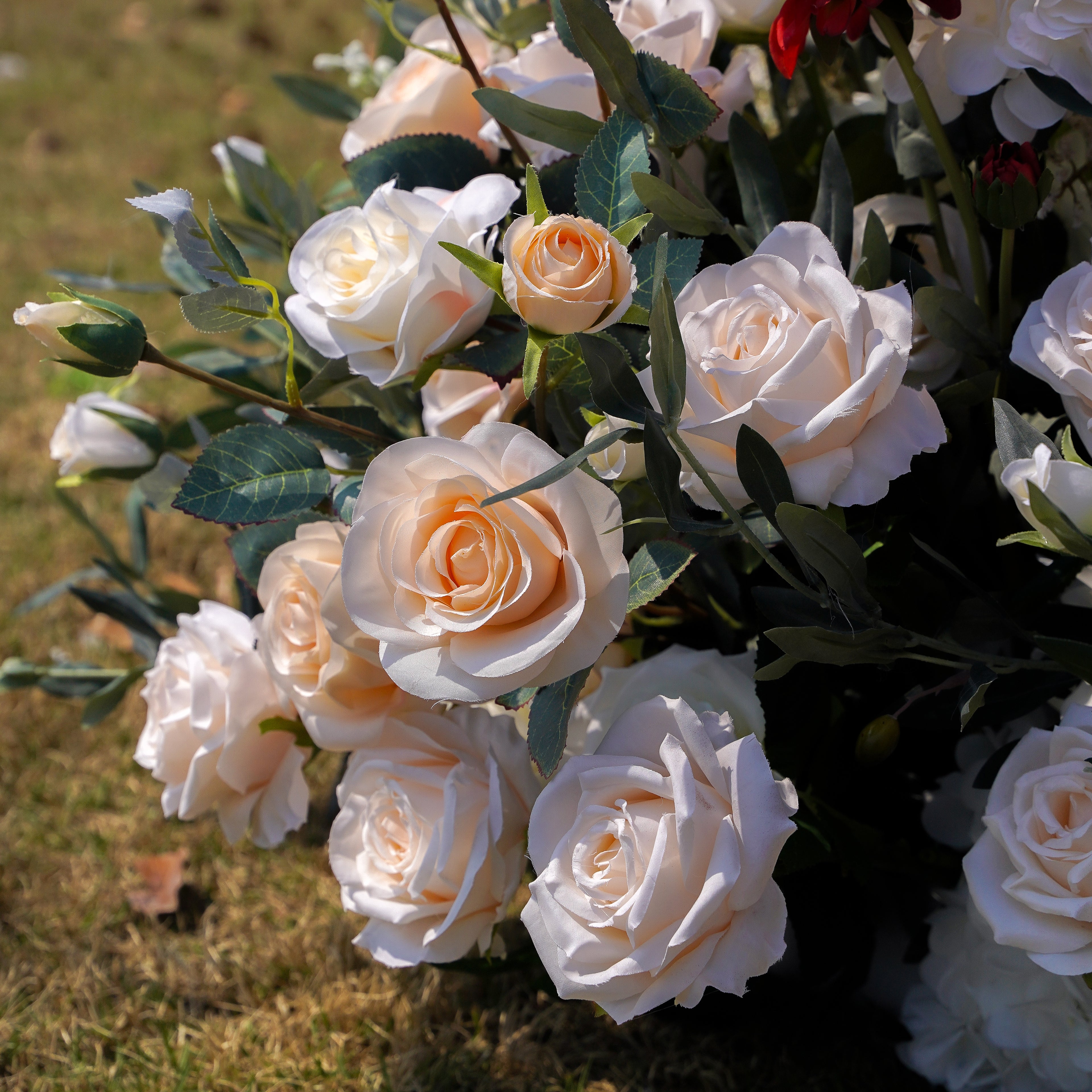 Yvonne : New Wedding Party Background Floral Arch Decoration Rose Morning