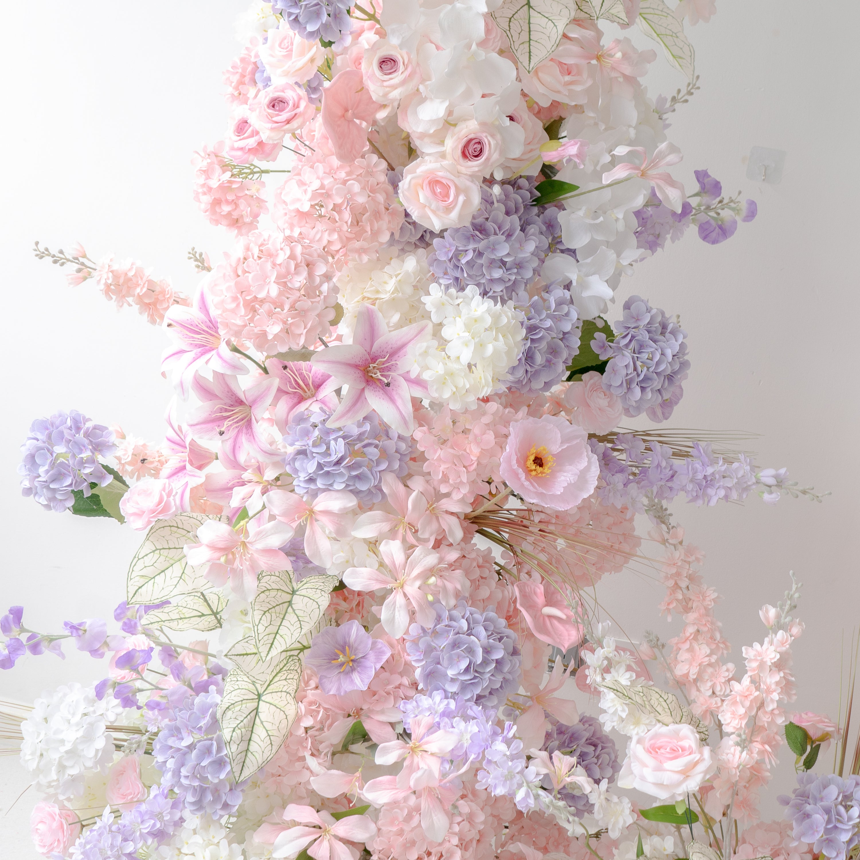 Eirene New Wedding Party Background Floral Arch Decoration Including Frame, Pillar and 3 Runners