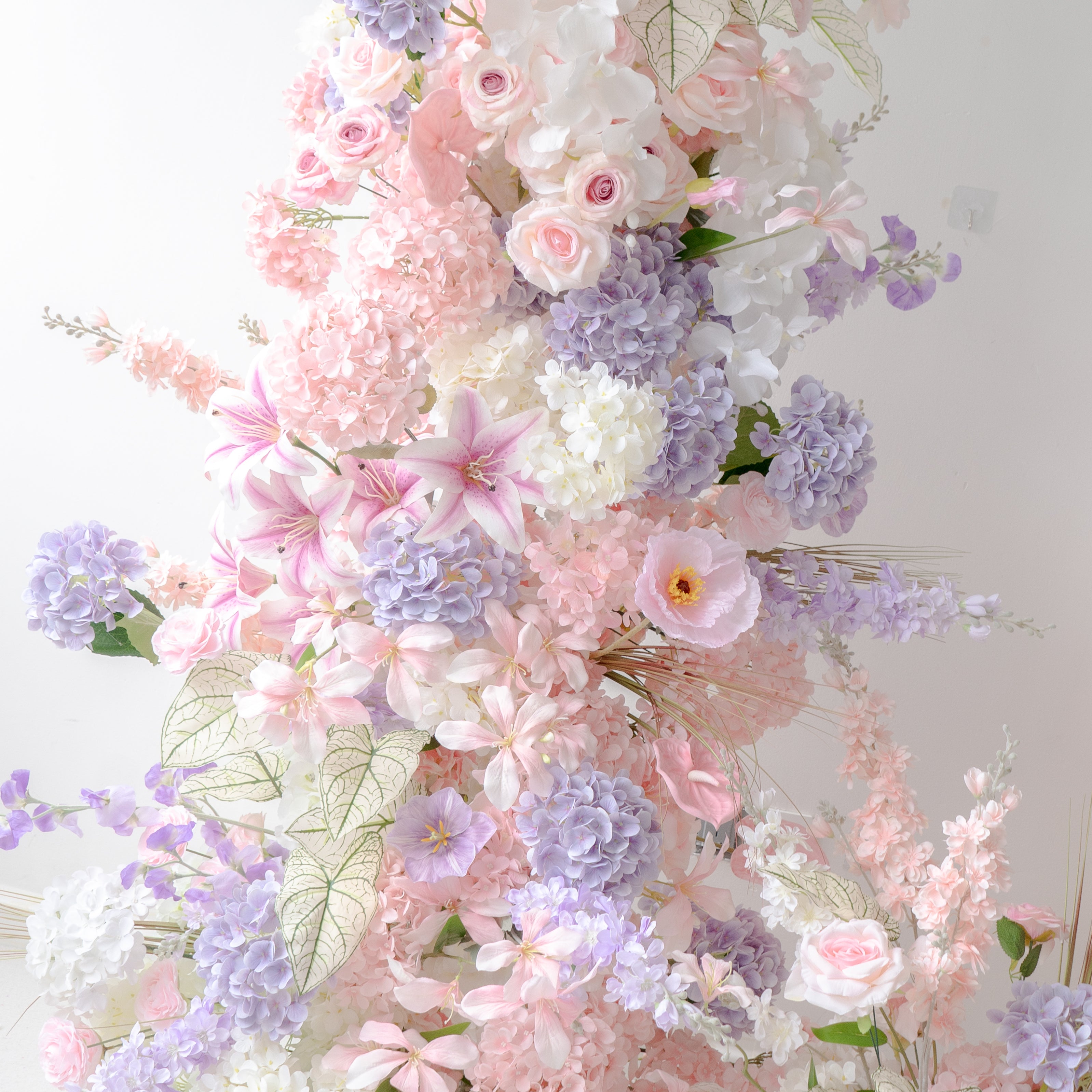 Eirene New Wedding Party Background Floral Arch Decoration Including Frame, Pillar and 3 Runners