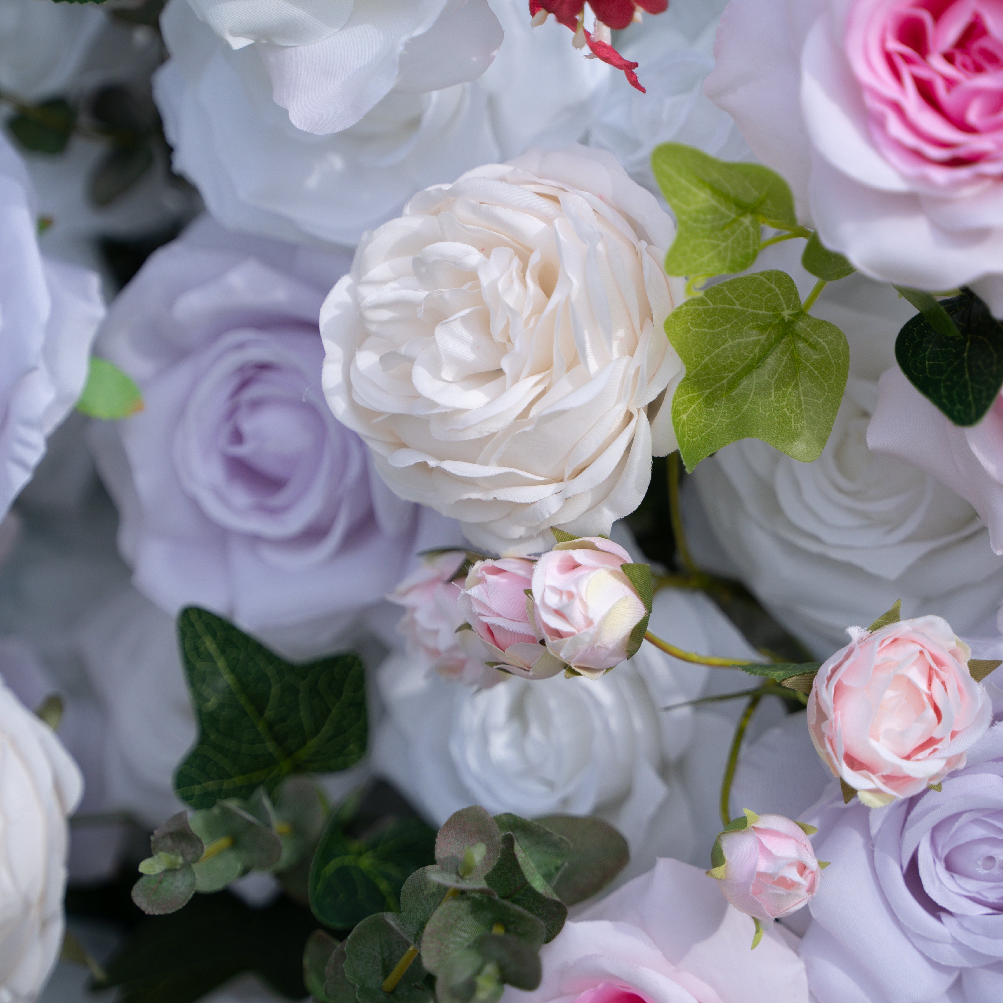 Marielle:5D Fabric Artificial rolling up curtain flower wall