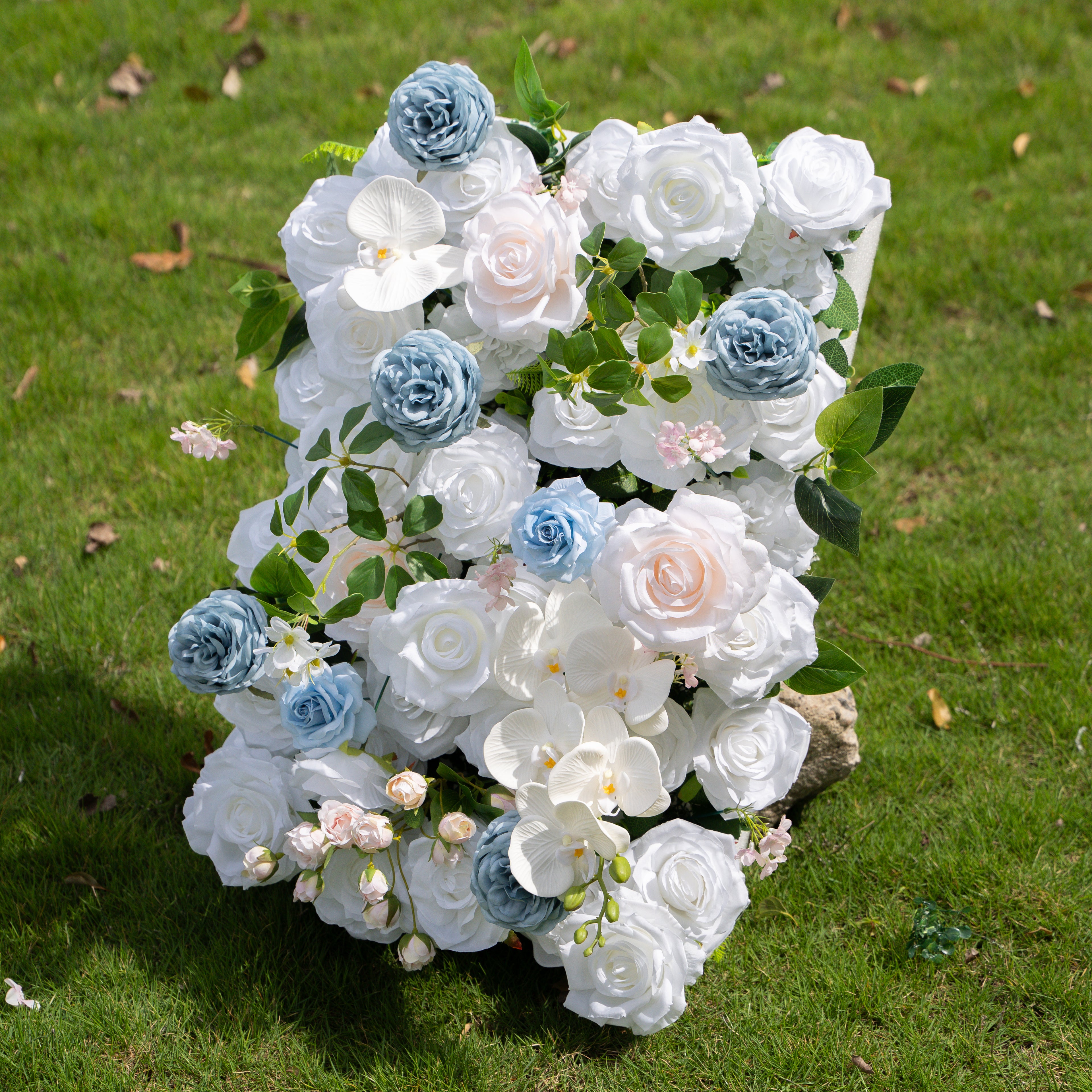 Denaya:5D Fabric Artificial rolling up curtain flower wall