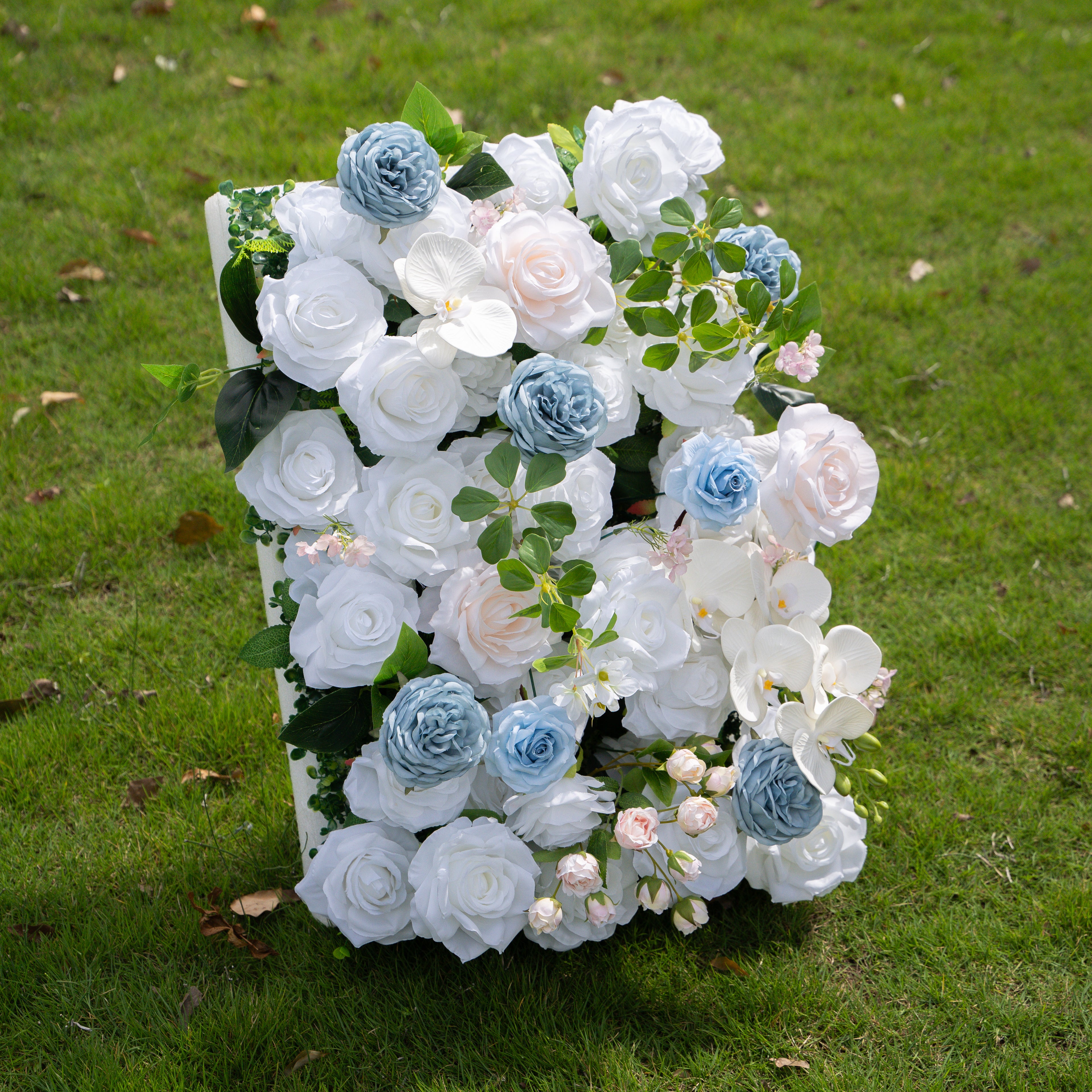 Denaya:5D Fabric Artificial rolling up curtain flower wall