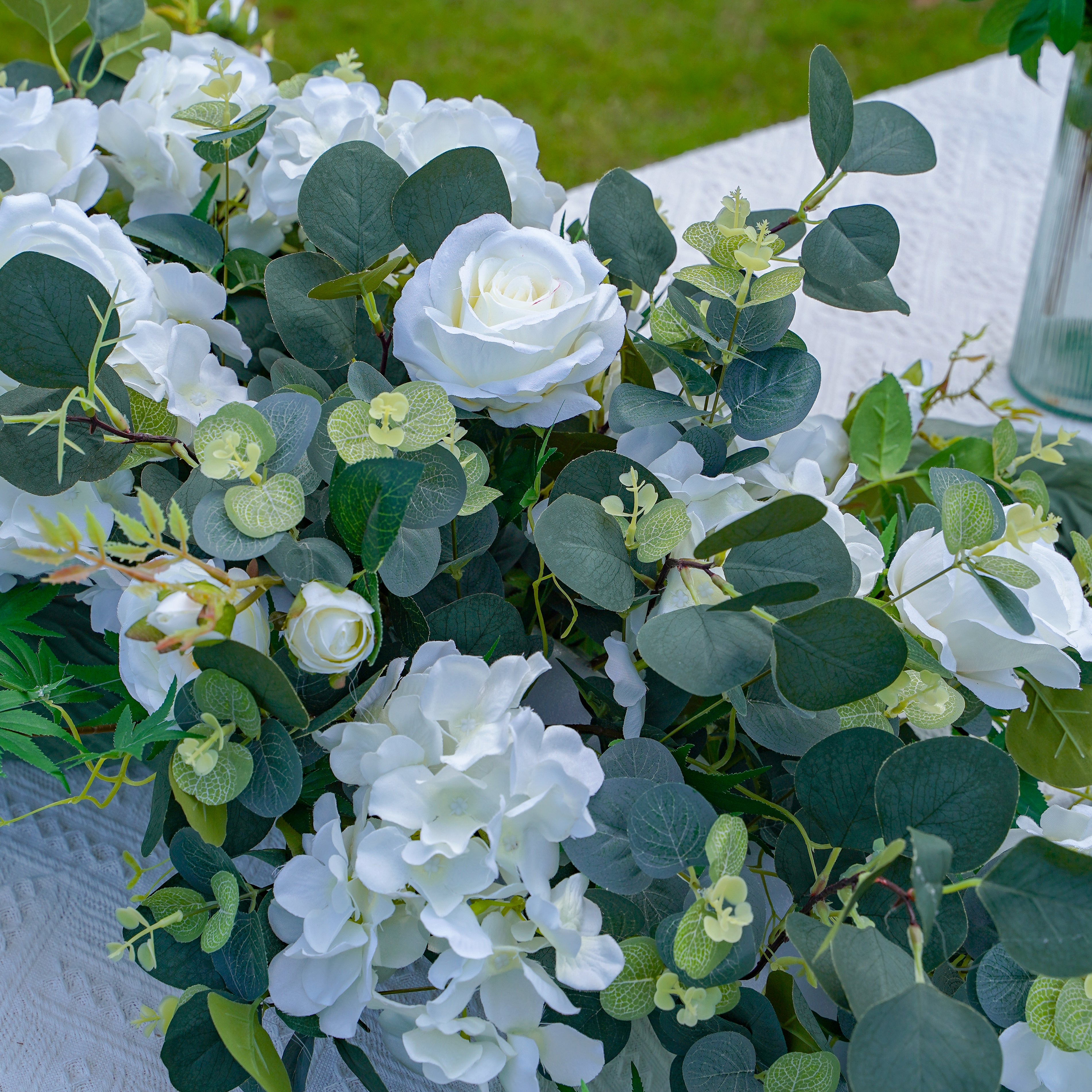 Clamï¼?023 New Long strip flower row trailing long table table arrangement table flower R924 Rose Morning
