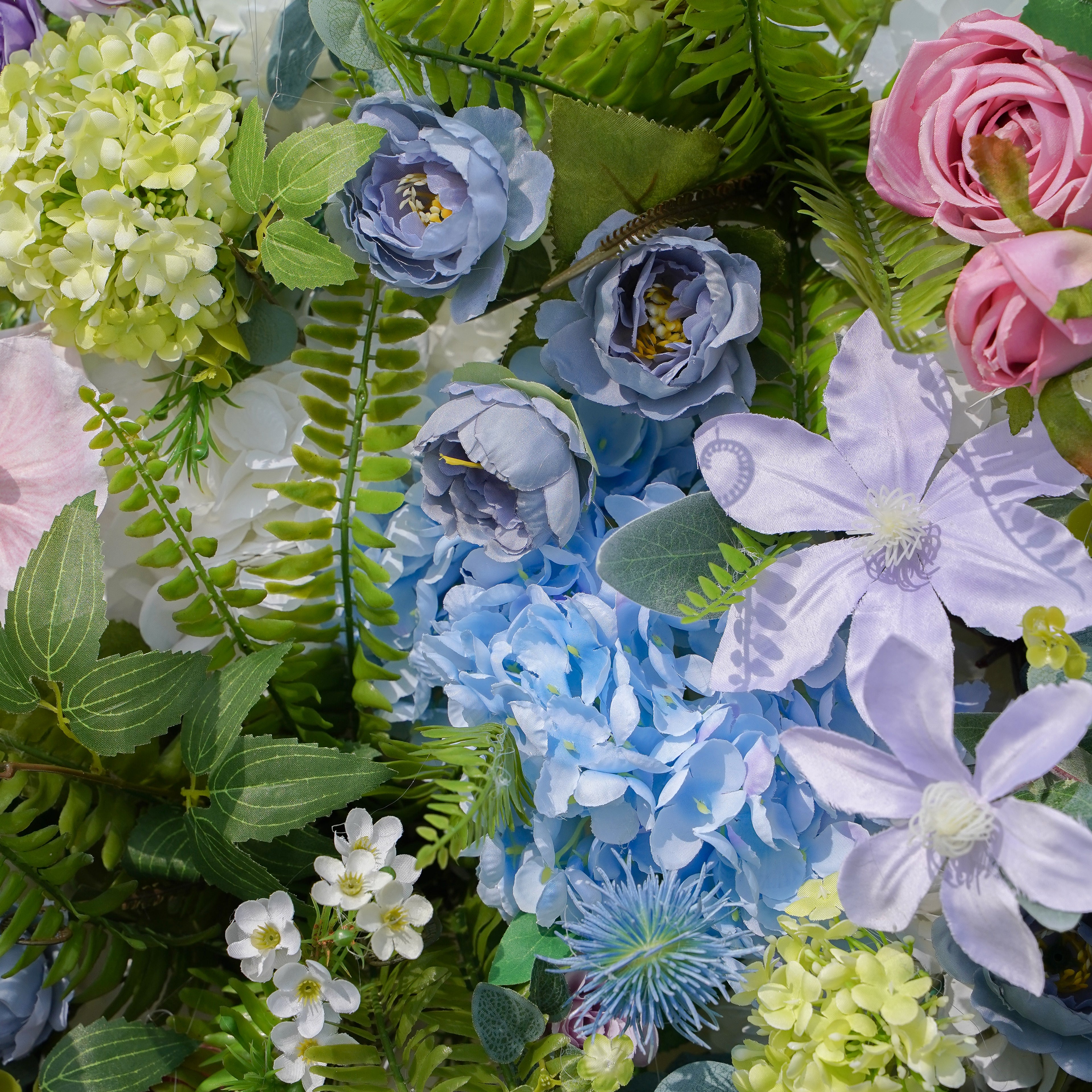 5D flower walls are a great way to add a touch of elegance and luxury to your home. They are also a more affordable option than real flowers, as they do not require maintenance or replacement.