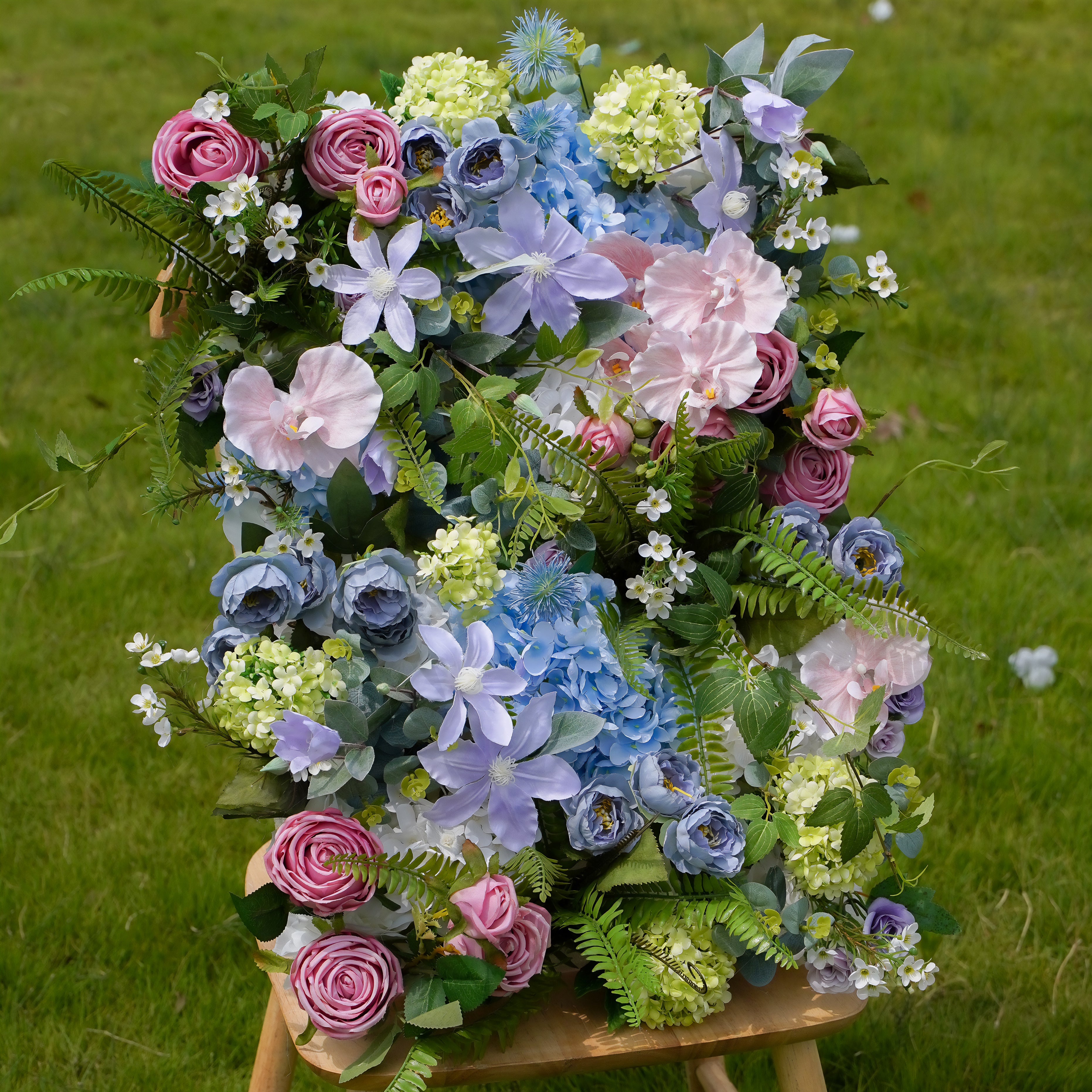 5D flower walls are a great way to add a touch of elegance and luxury to your home. They are also a more affordable option than real flowers, as they do not require maintenance or replacement.
