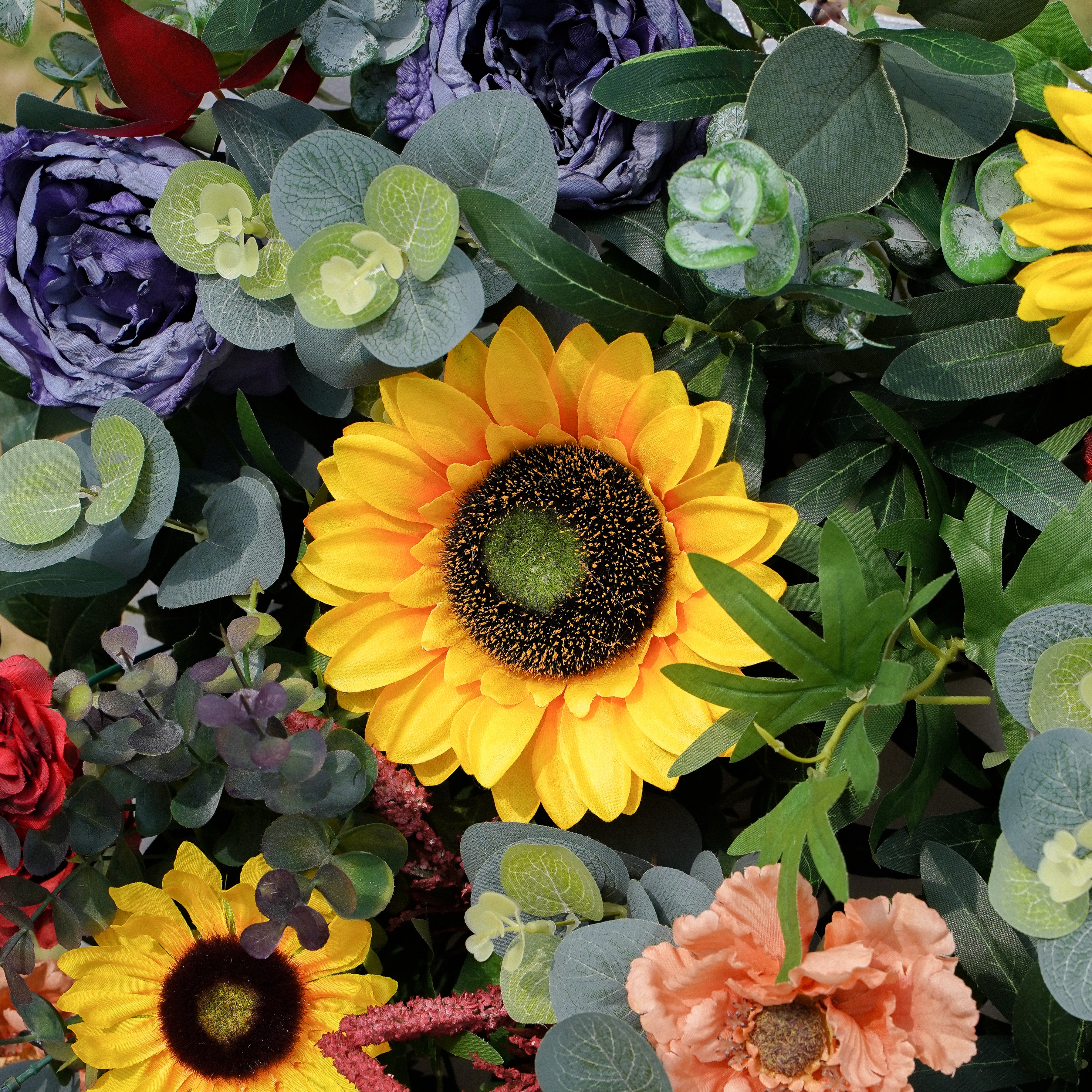 5D flower walls are a great way to add a touch of elegance and luxury to your home. They are also a more affordable option than real flowers, as they do not require maintenance or replacement.