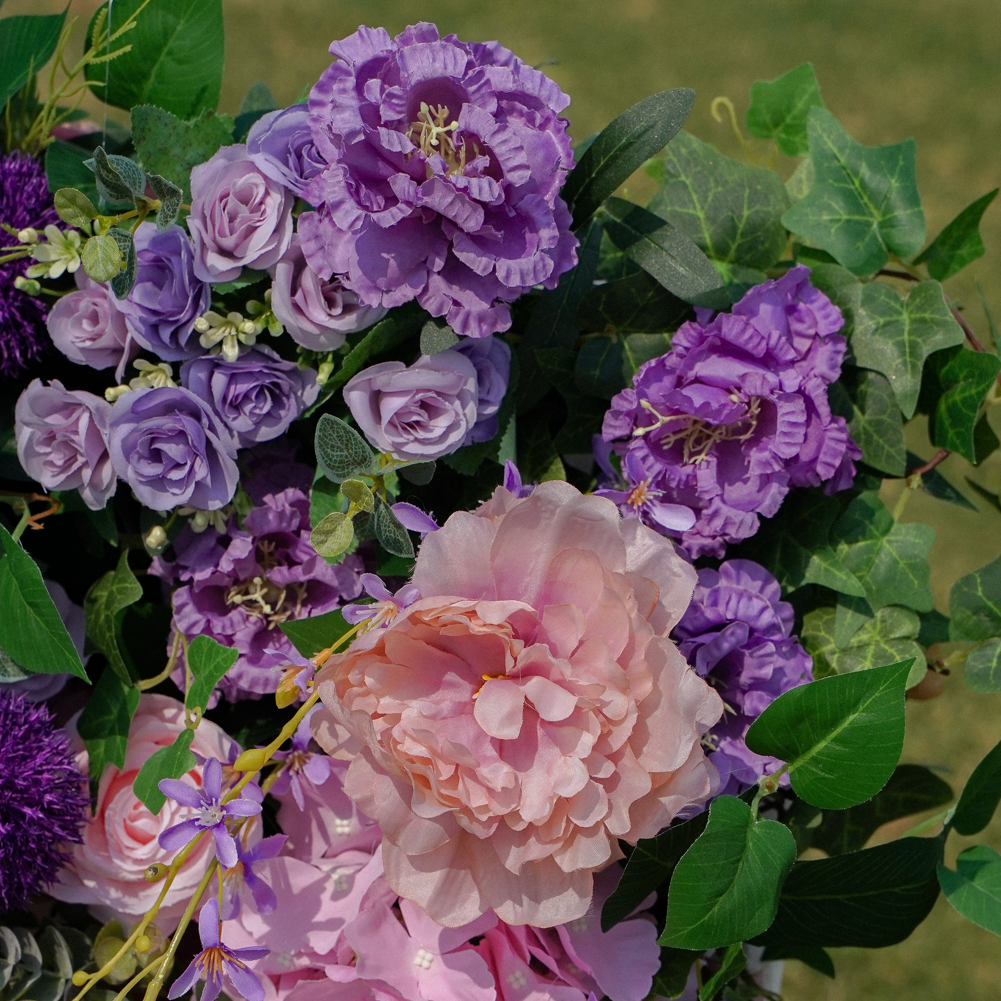 5D flower walls are a great way to add a touch of elegance and luxury to your home. They are also a more affordable option than real flowers, as they do not require maintenance or replacement.