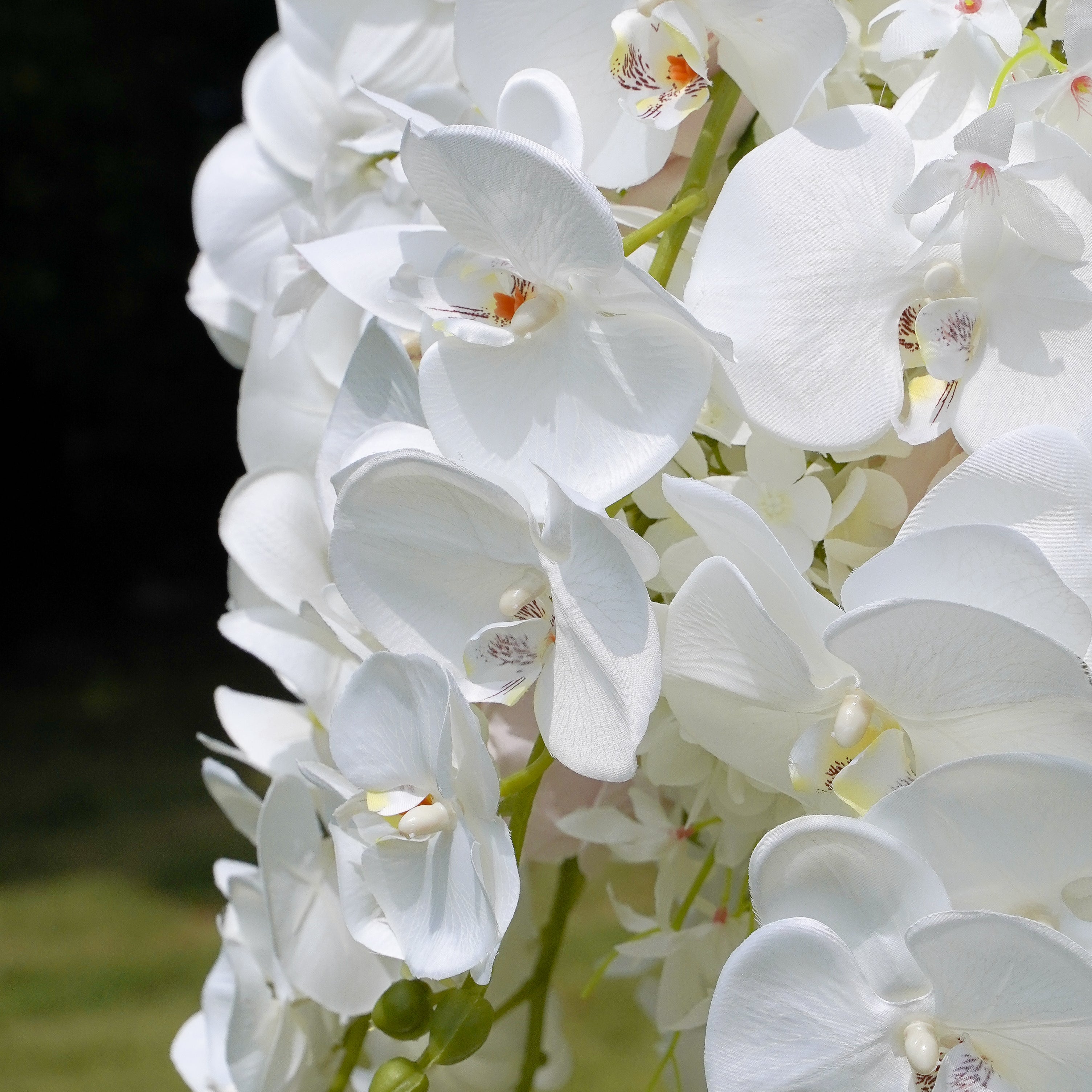 White Phalaenopsis Flower Ball:Flower Centerpiece Bouquet Table Decoration Flower Ball -R181 Rose Morning