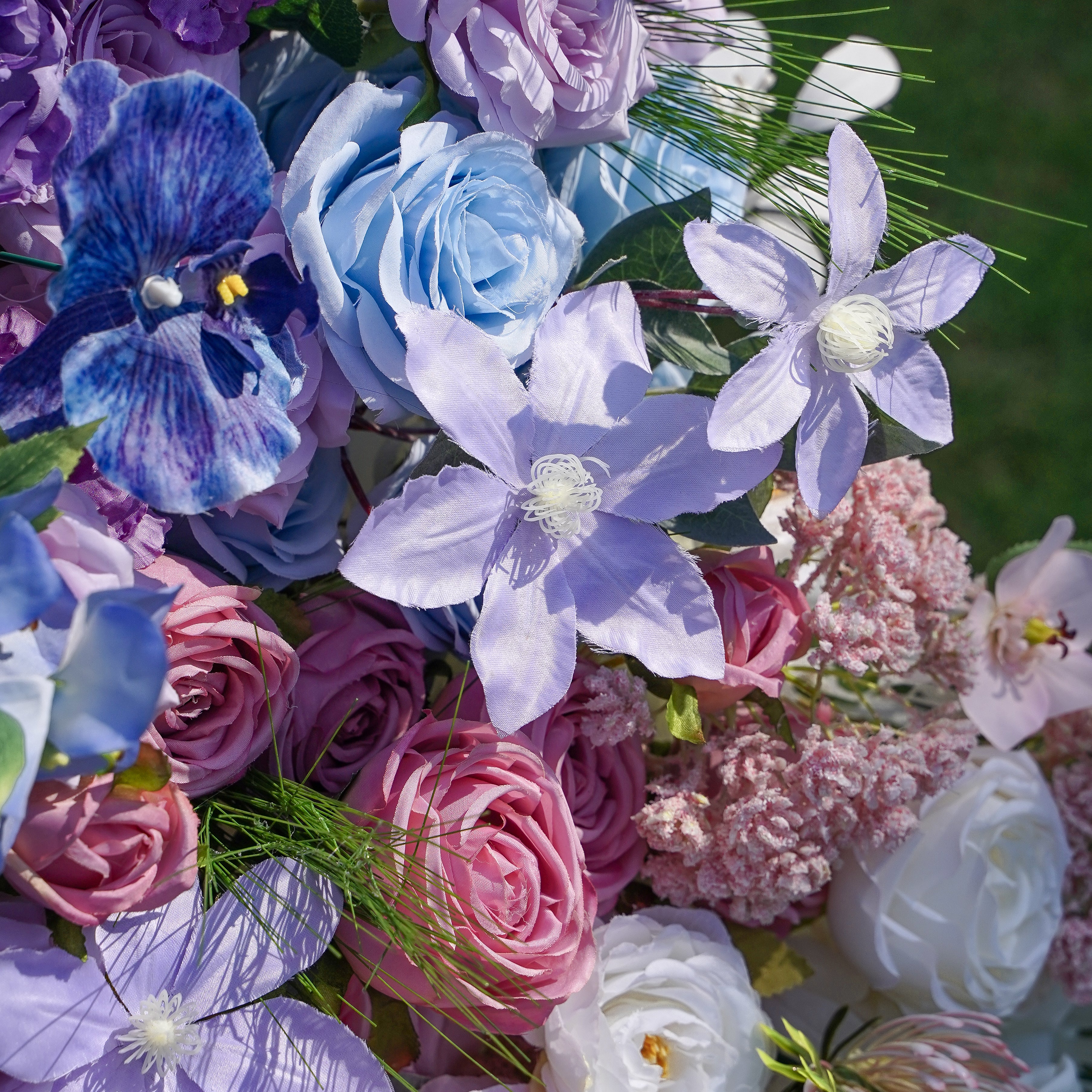 If you are looking for a unique and stylish way to decorate your home, a Rosemorning 5D flower wall is a great option.