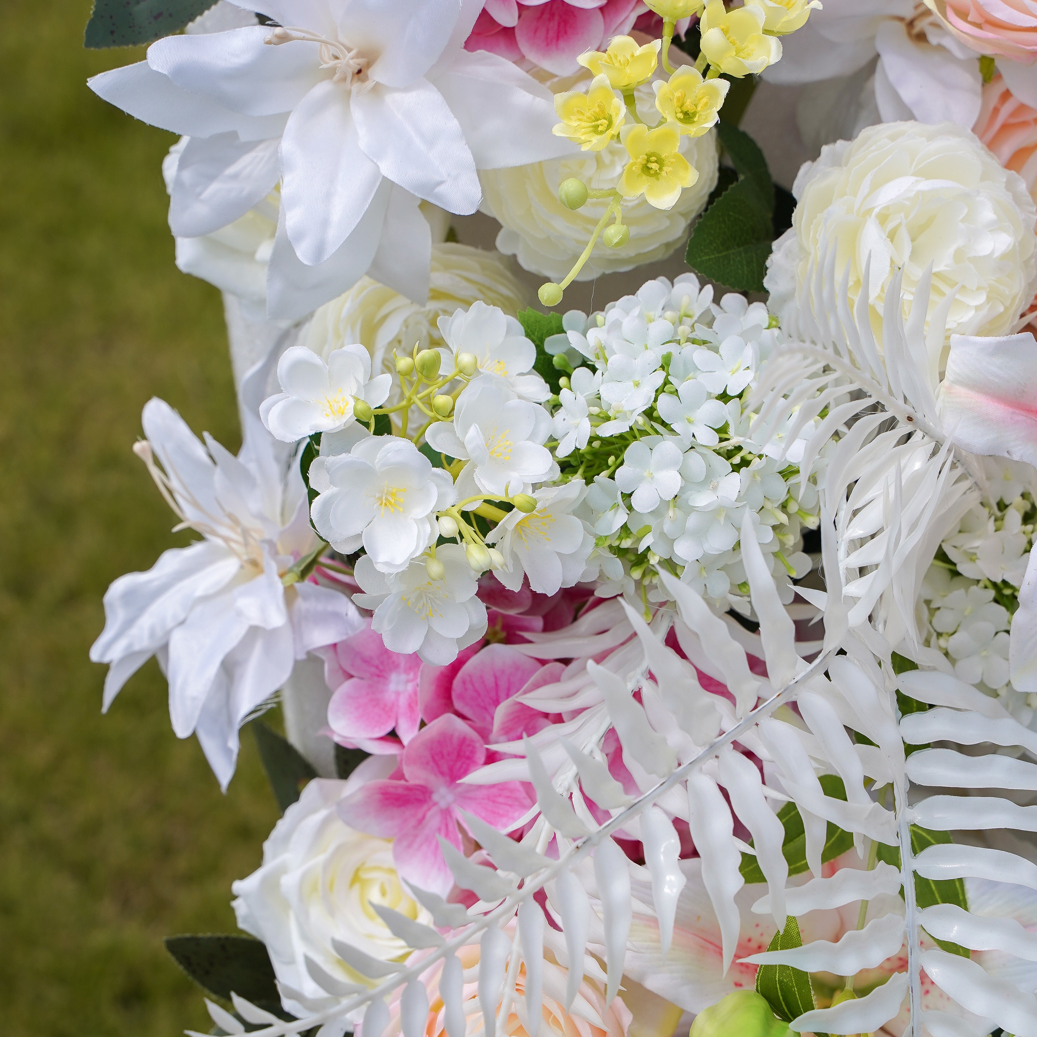 If you are looking for a unique and stylish way to decorate your home, a Rosemorning 5D flower wall is a great option.