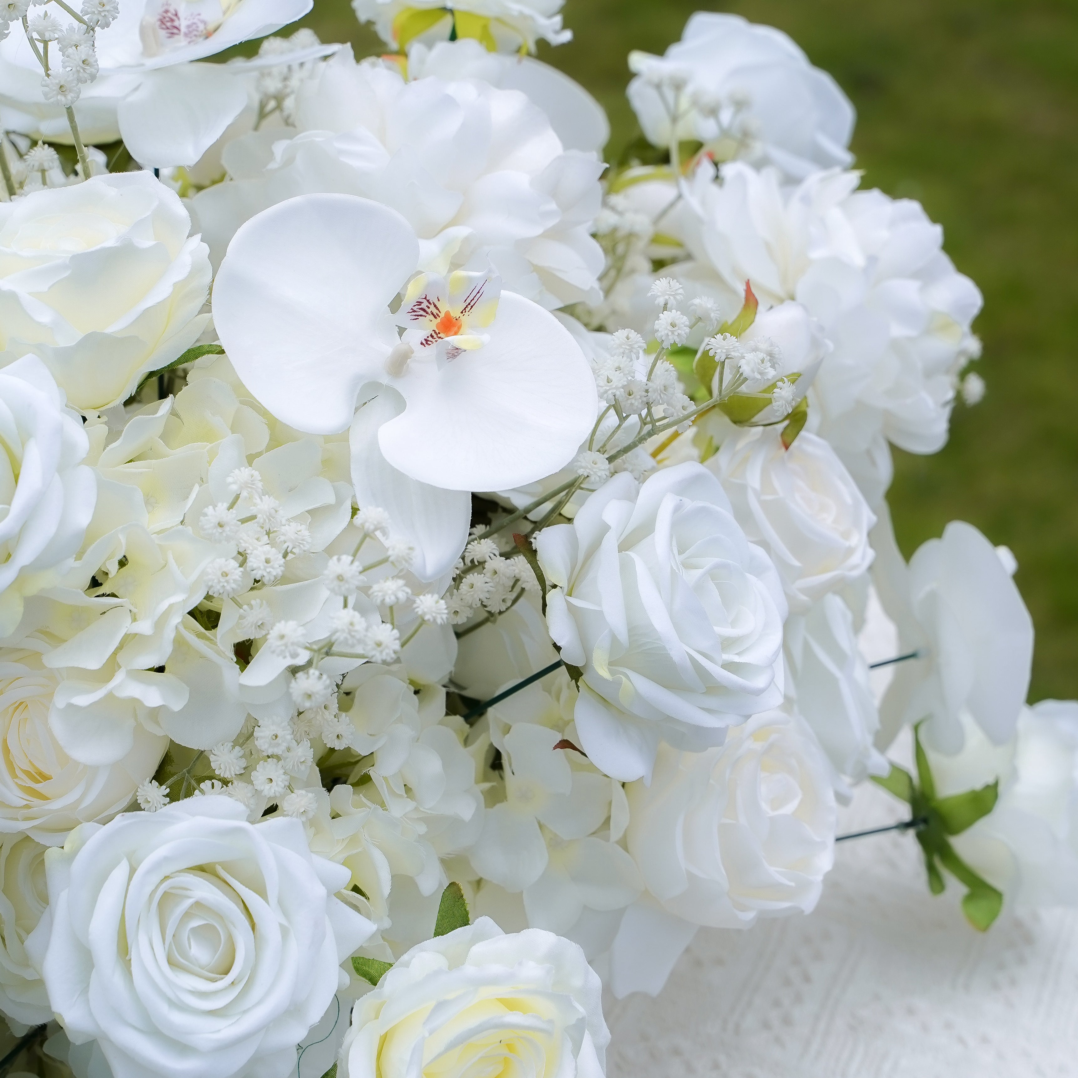 Celeste Flower Ball:Flower Centerpiece Bouquet Table Decoration Flower Ball Rose Morning