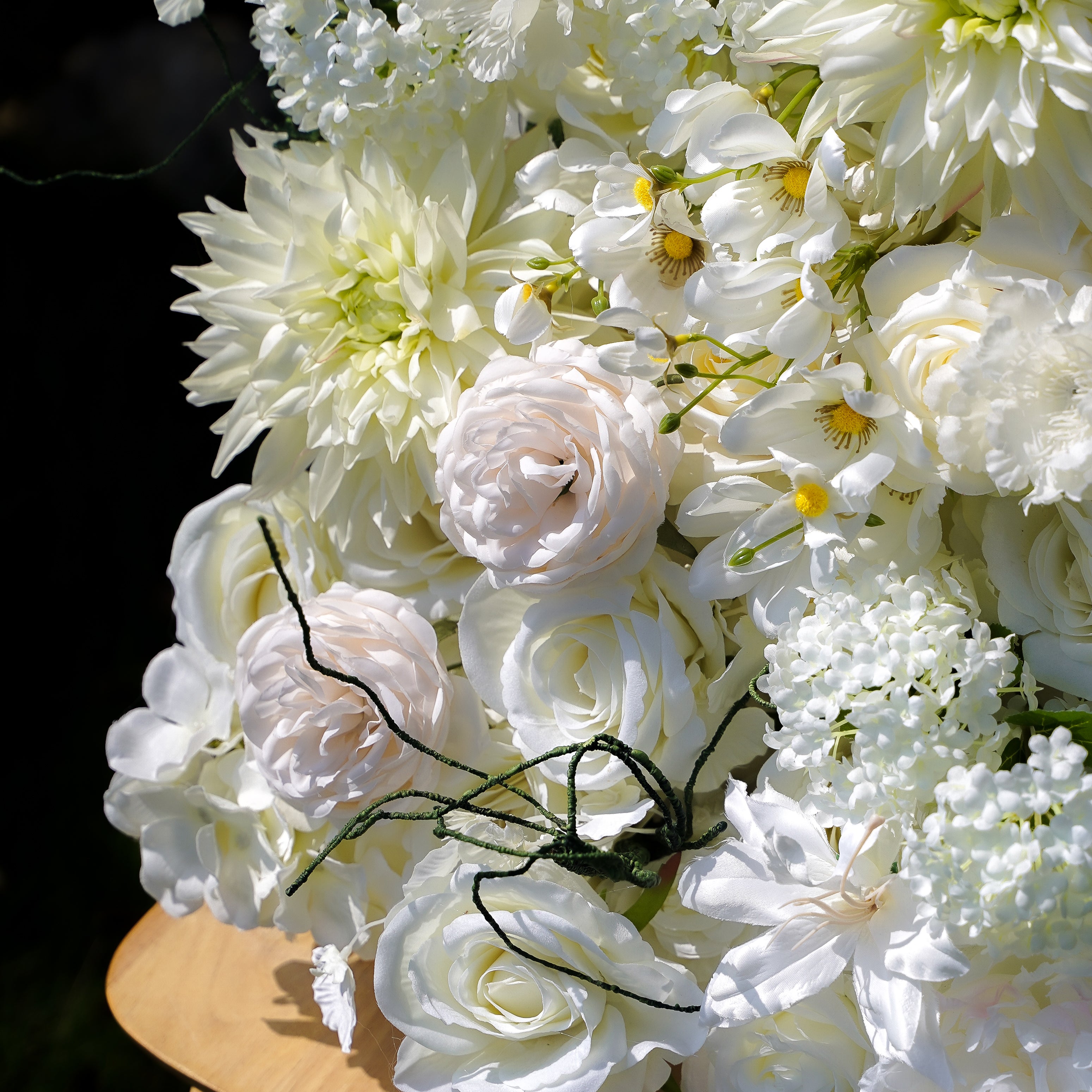 White laurel:5D 2023 New Fabric Artificial rolling up curtain flower wall Rose Morning