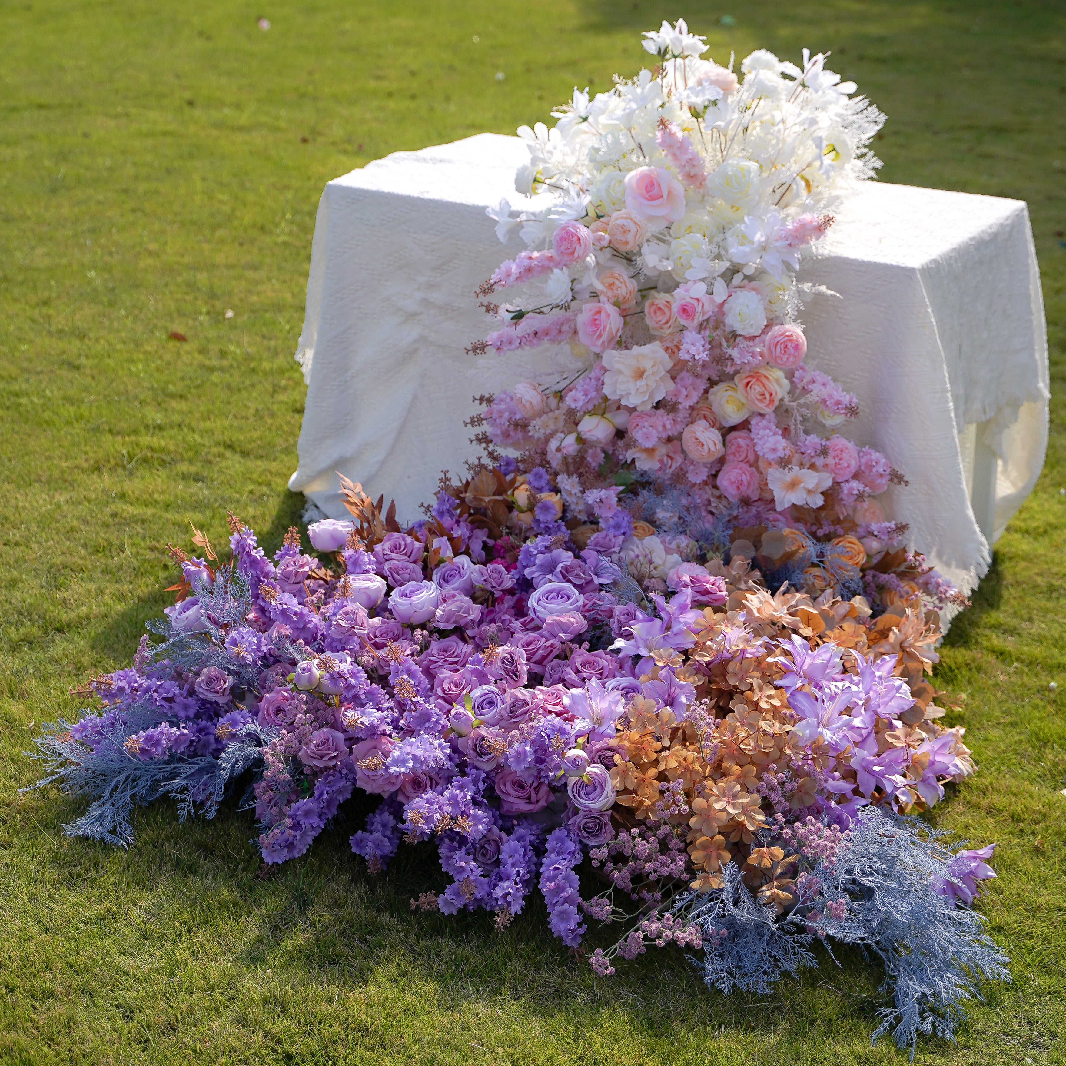 Hued Long strip flower row trailing long table table arrangement table flower Rose Morning