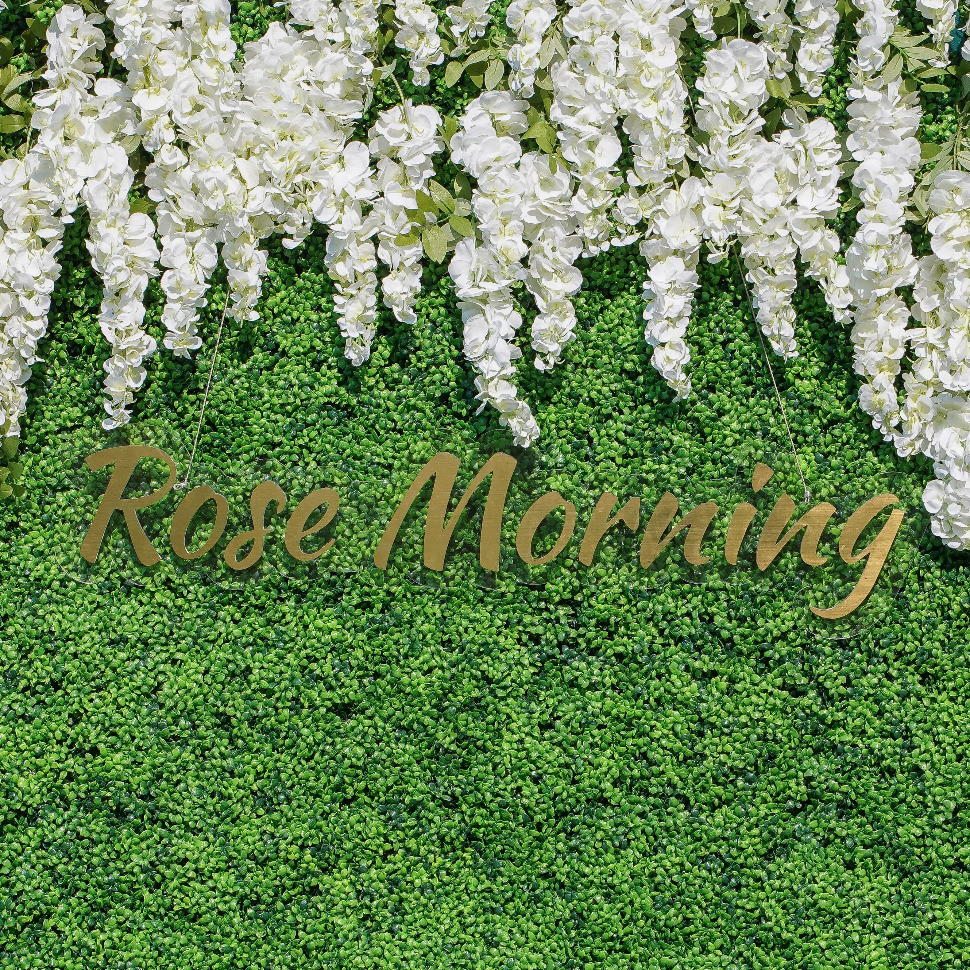 Eling:2D Fabric Artificial rolling up curtain flower wall