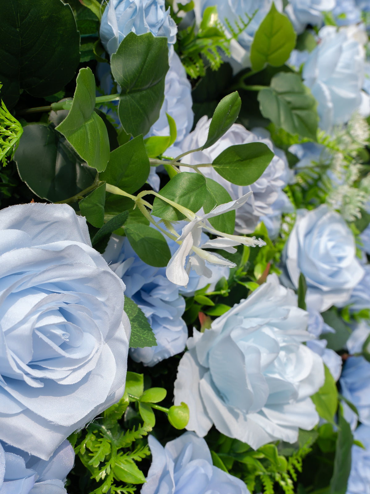 Gesina: 3D Fabric Artificial Zip Up Curtain Flower Wall For Wedding and Events Decoration
