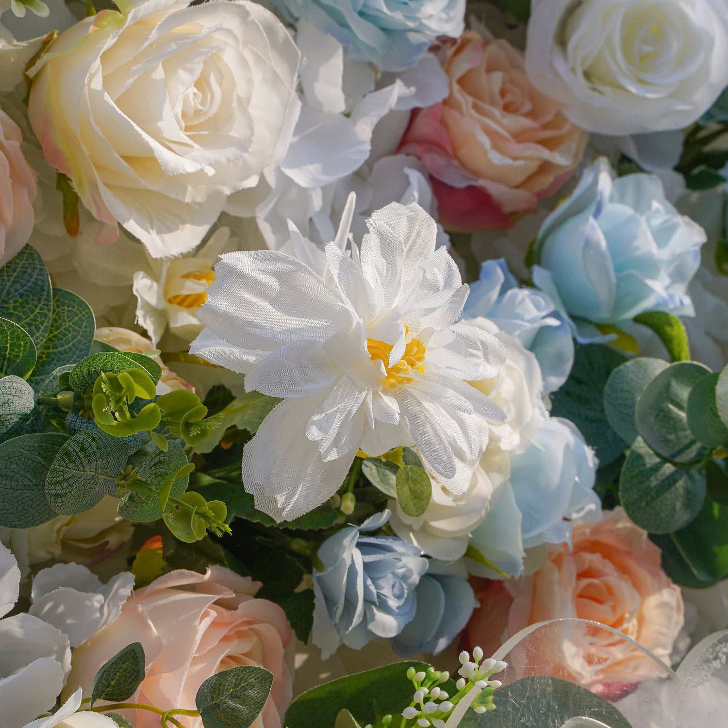 Jacy:5D Fabric Artificial rolling up curtain flower wall