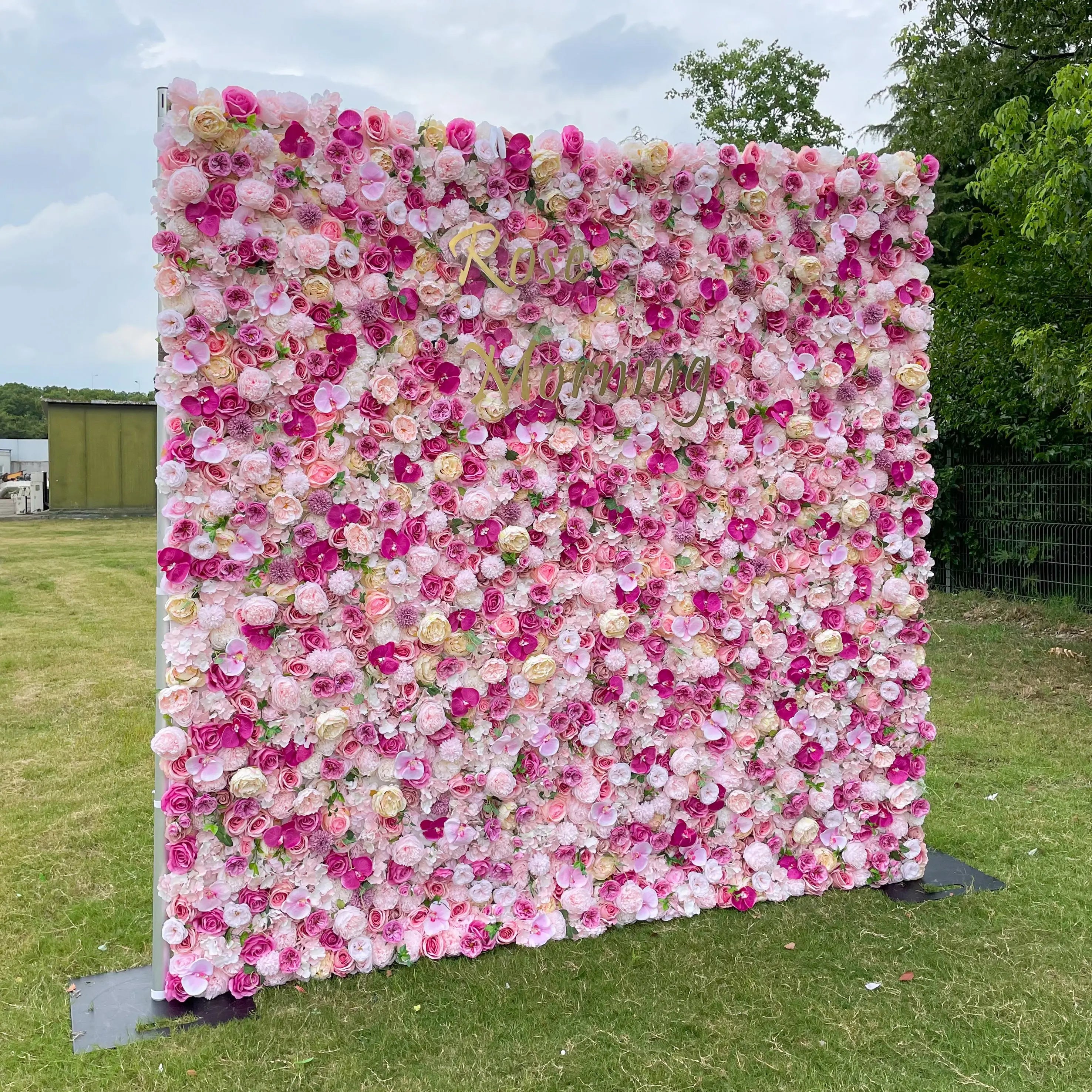 Juliet:5D Fabric Artificial rolling up curtain flower wall