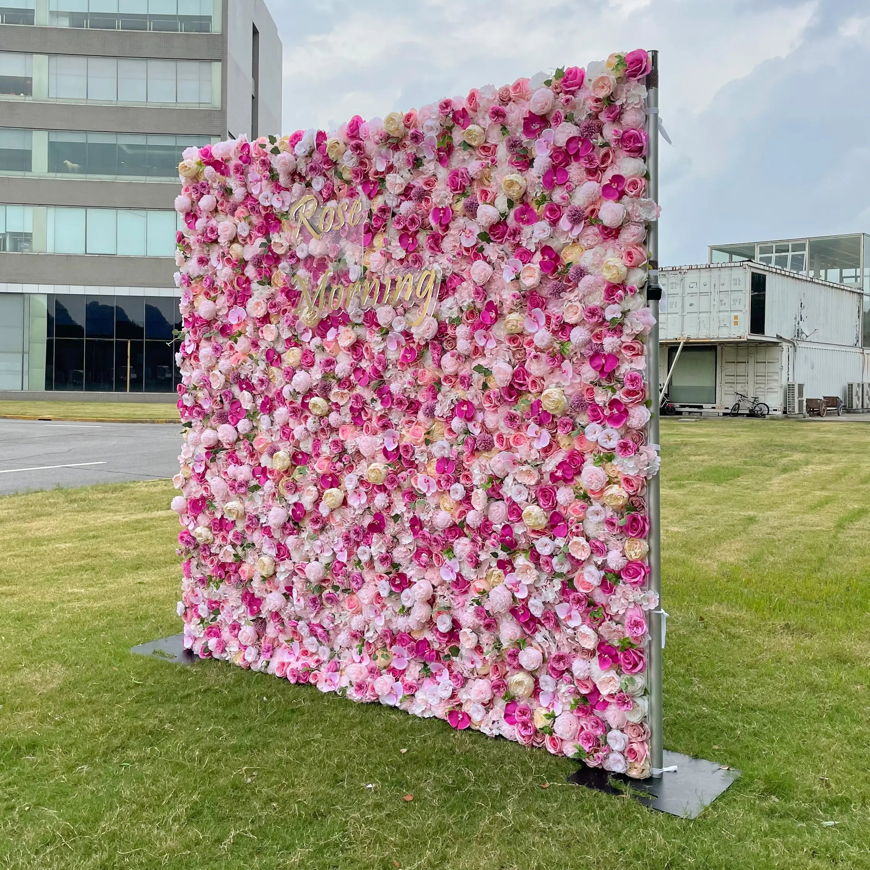 Juliet:5D Fabric Artificial rolling up curtain flower wall