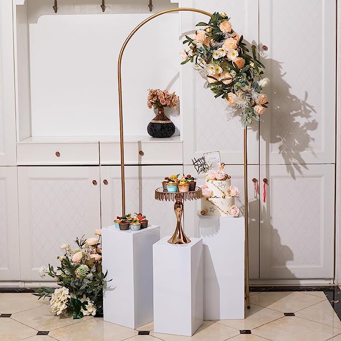 Rose morning N014: Metal Display Pedestal Stands White Pedestal Stand for Party Weddings Baby Shower Parties 3pcs is a white metal display stand for parties, weddings, baby shower parties and more. It is made of high-quality metal, which is strong and durable. The shelf has three tiers and can be used to display flowers, food, gifts and more. Simple and elegant, this display stand is the perfect addition to any occasion.