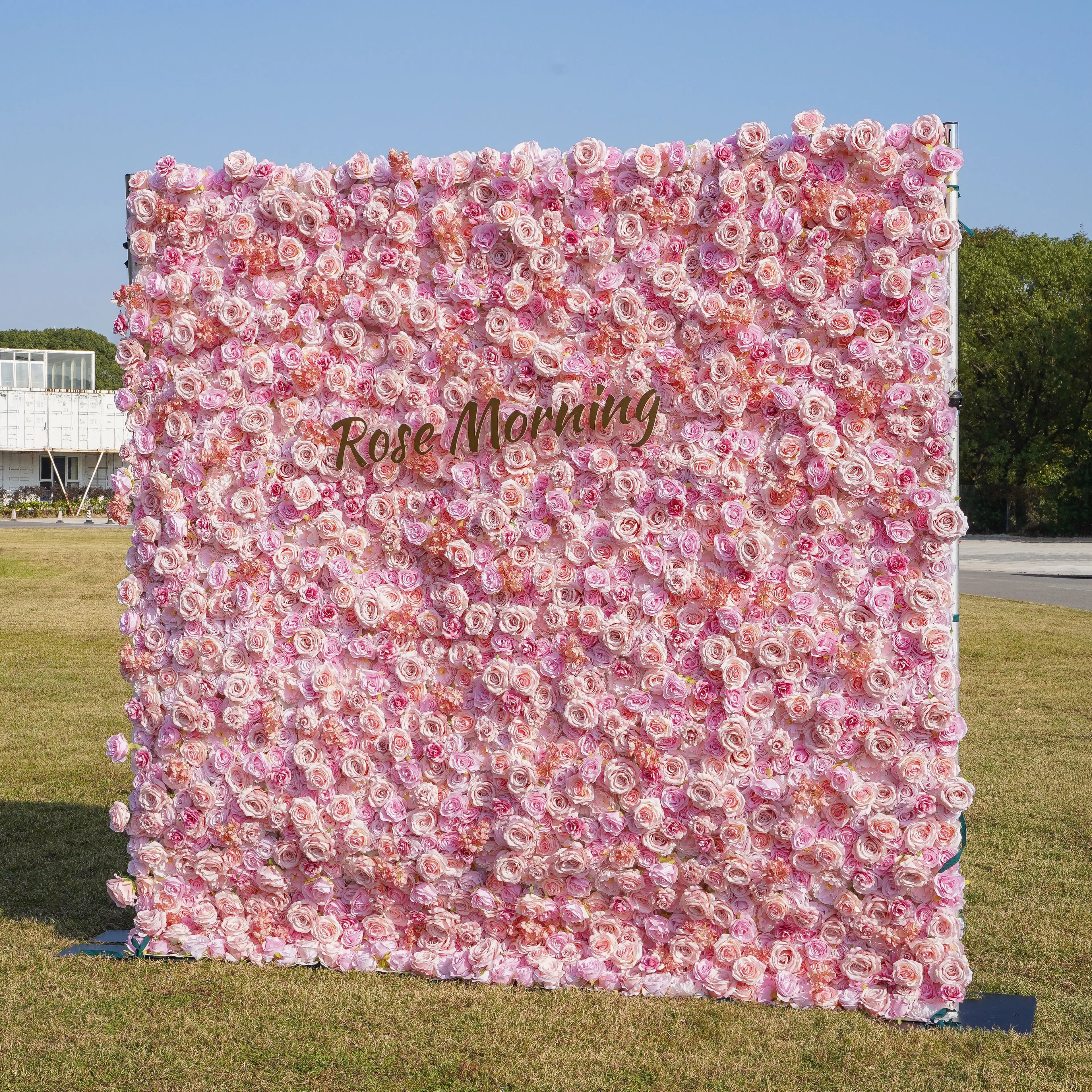 Nana:5D Fabric Artificial rolling up curtain flower wall