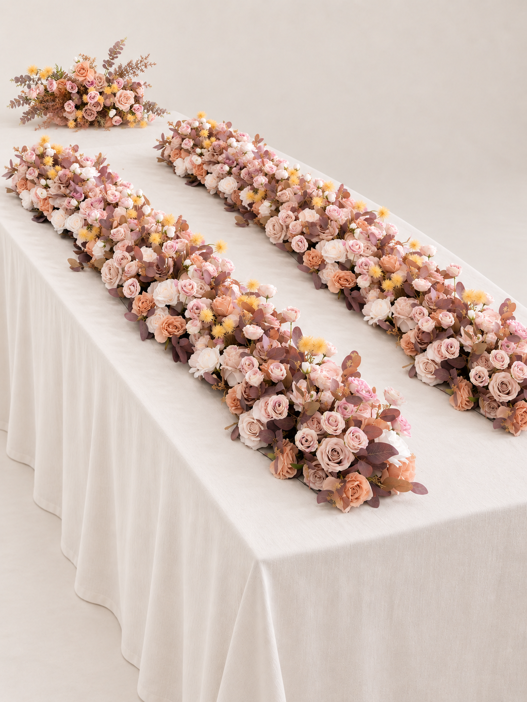 Vera Wedding Reception Package:Wedding Welcome Flower(1 Pc) and LongTable Centerpiece (2 Pcs)