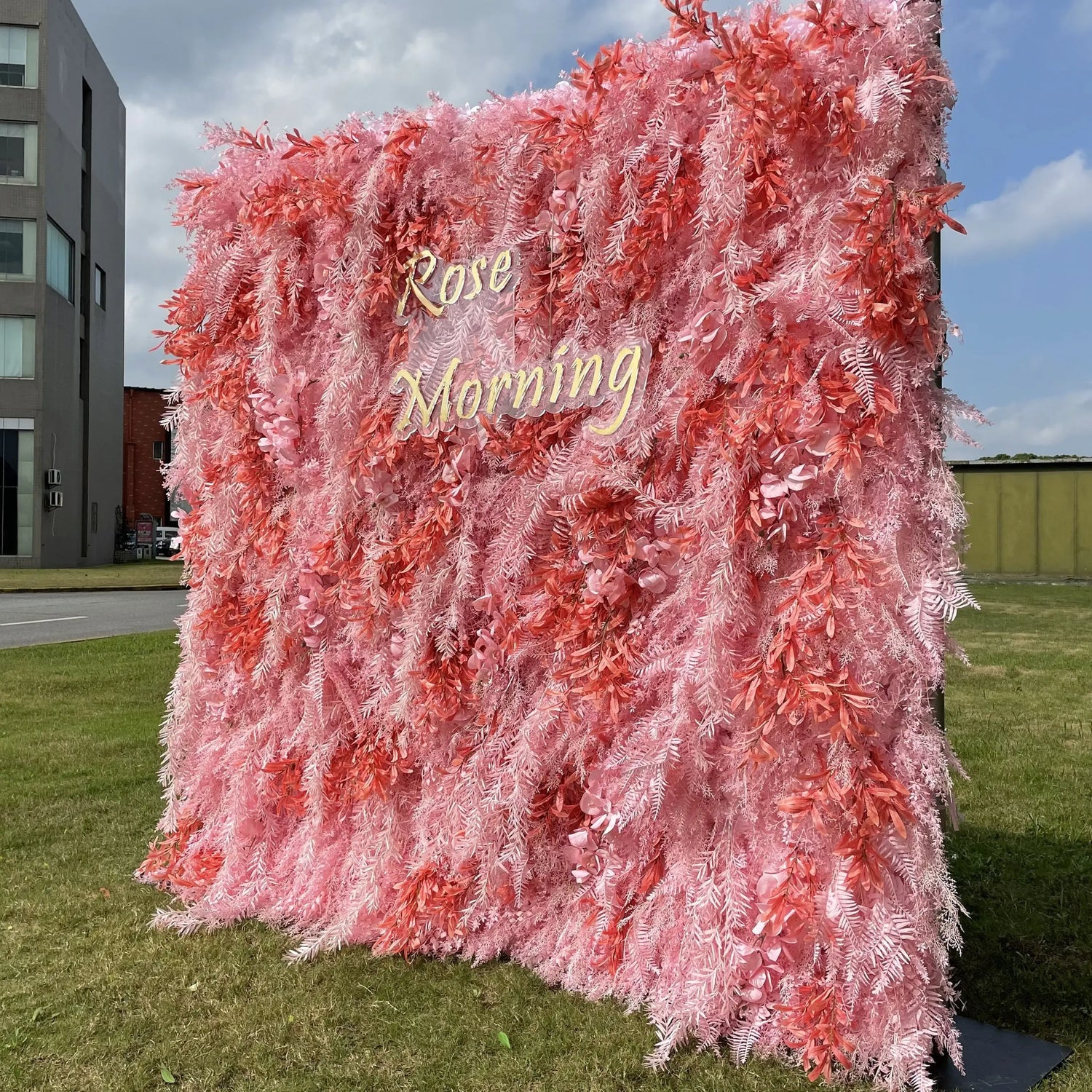 Pink Dream:5D Fabric Artificial rolling up curtain flower wall