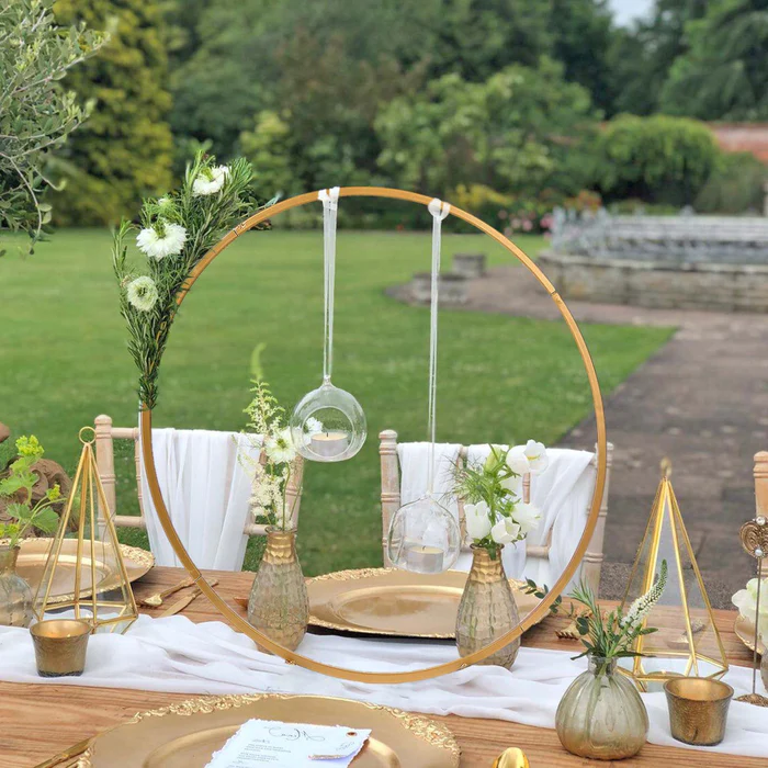S025: Gold Round Arch Wedding Centerpiece Metal Hoop Wreath Tabletop Decor Rose Morning