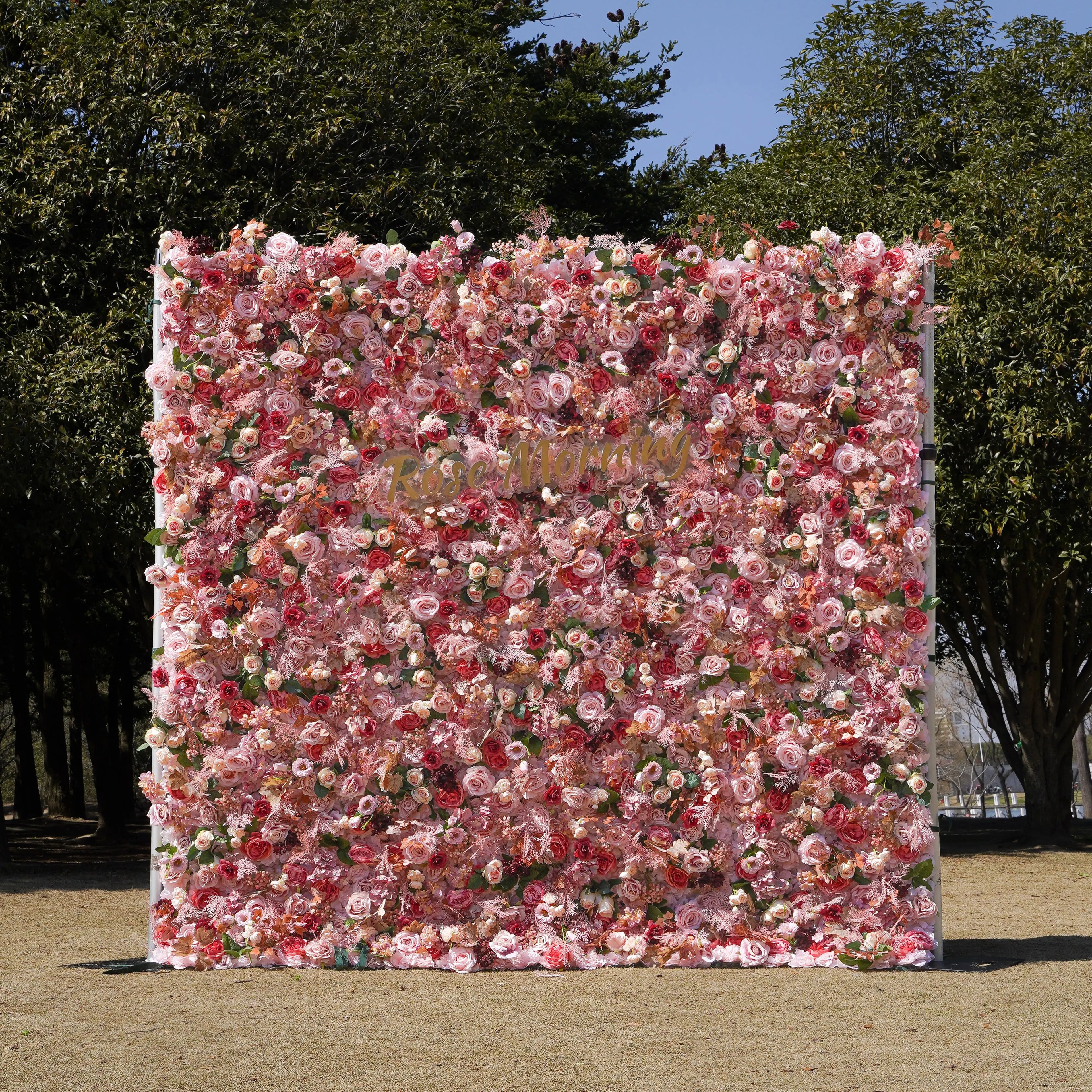 Sweetheart:5D Fabric Artificial rolling up curtain flower wall