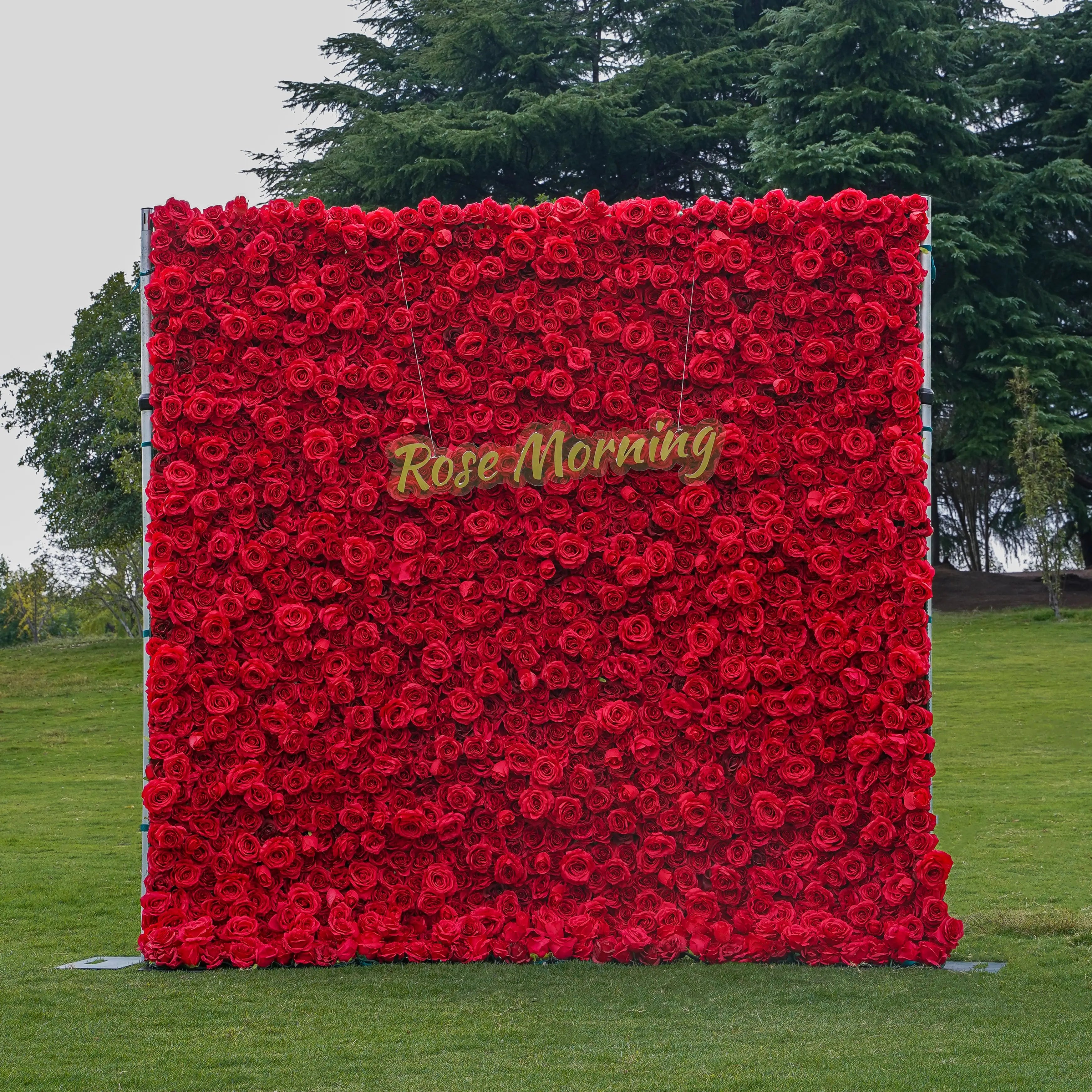 Yolanda:4D Fabric Artificial rolling up curtain flower wall