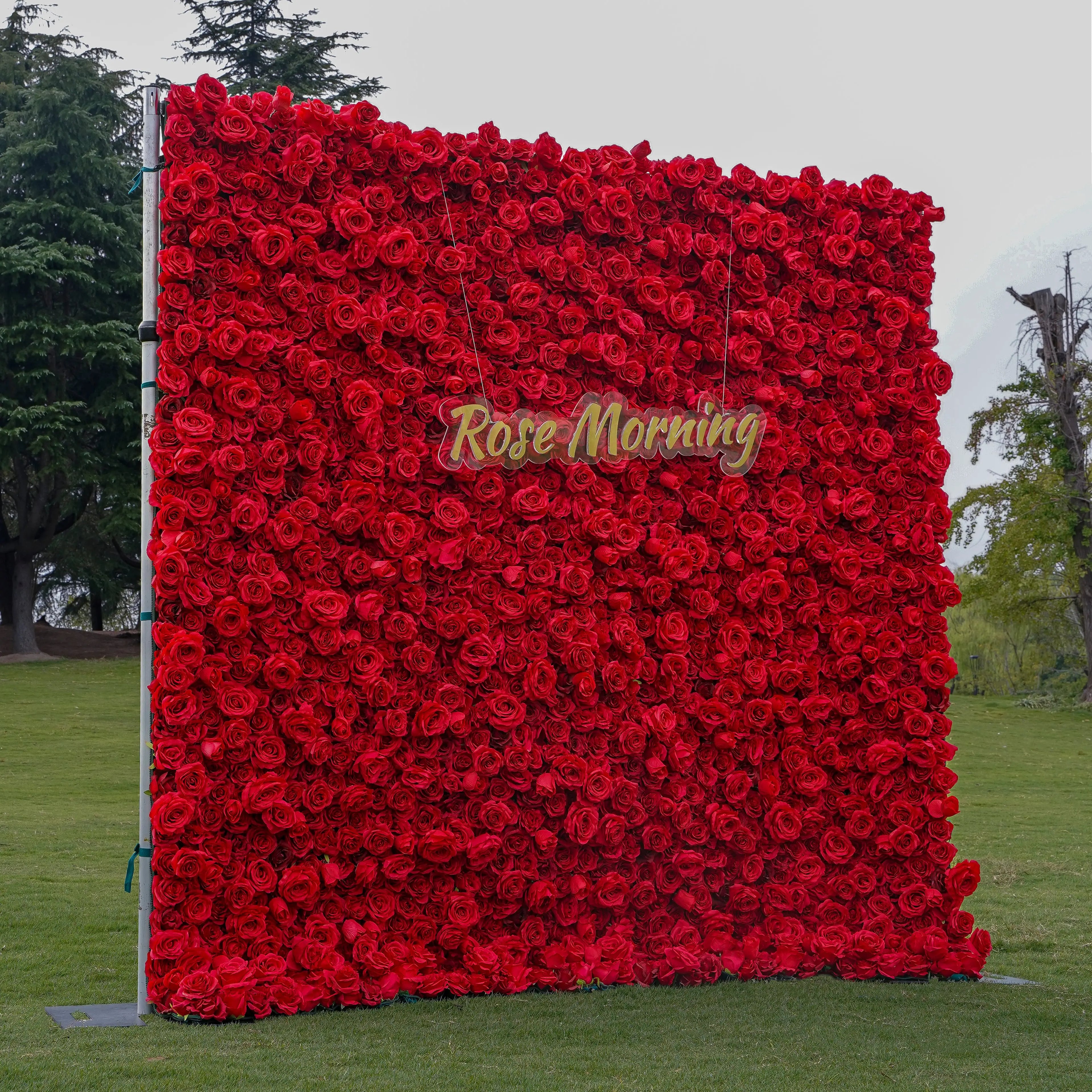 Yolanda:4D Fabric Artificial rolling up curtain flower wall