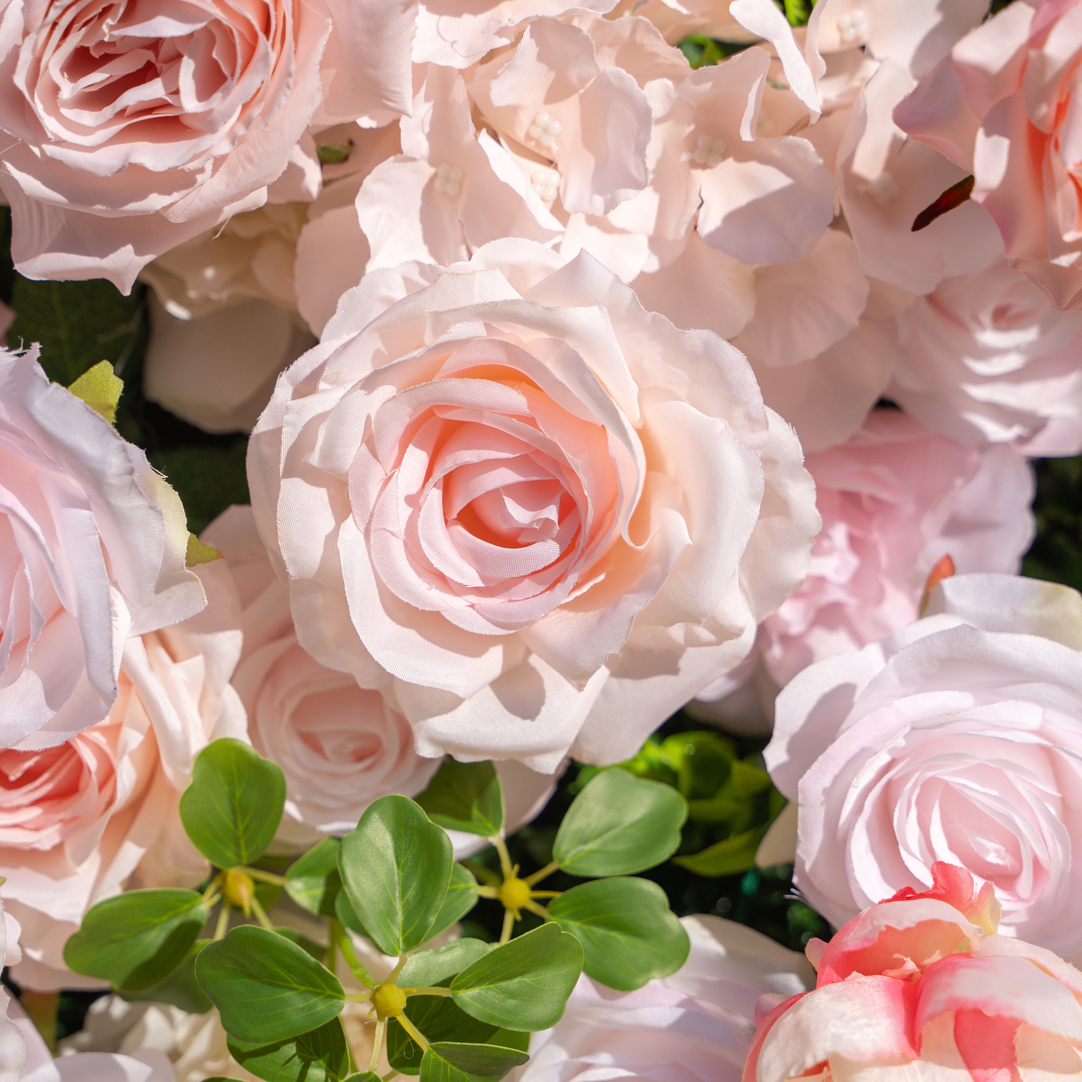 Annette:5D Fabric Artificial rolling up curtain flower wall