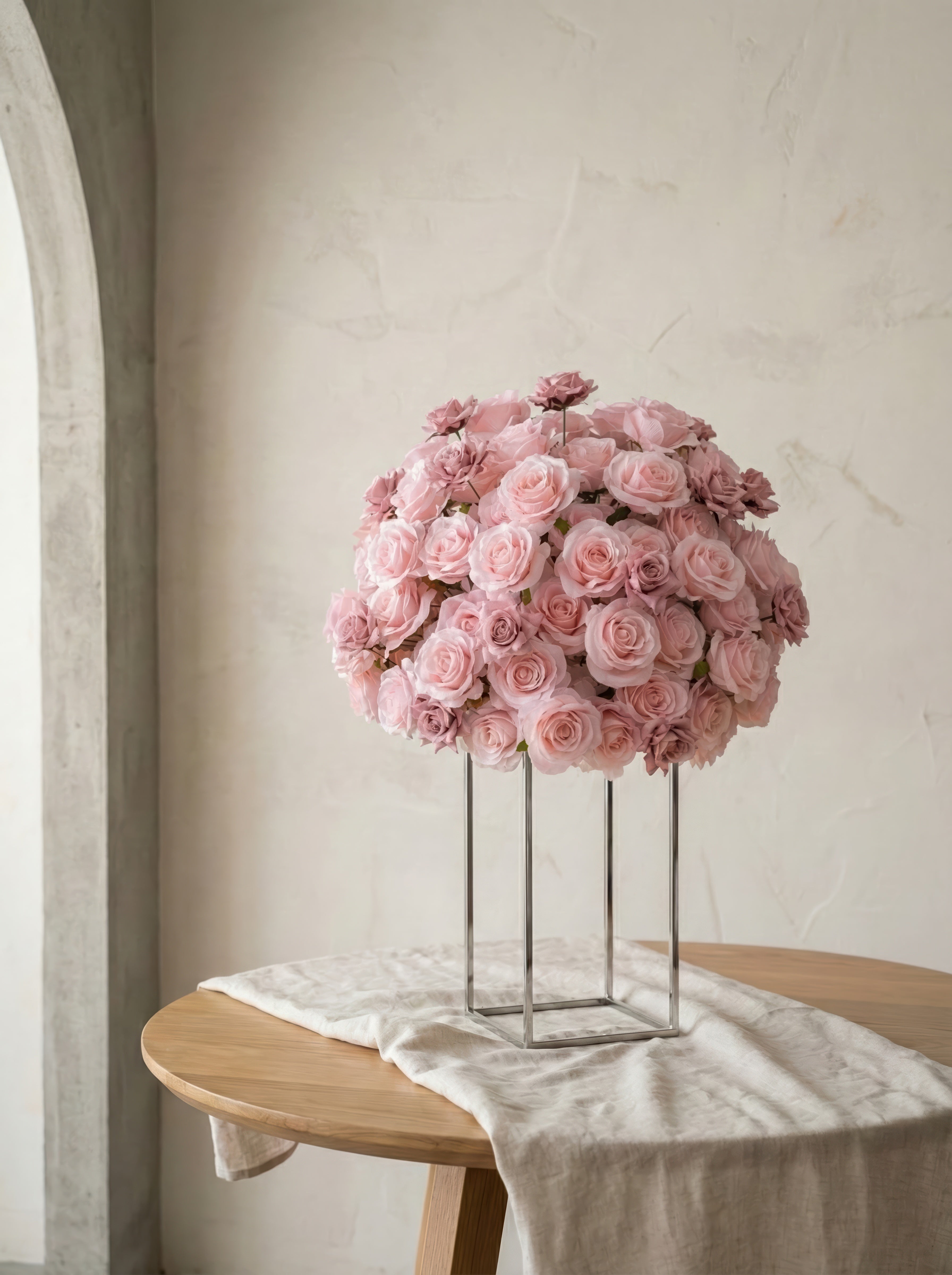 Aurelle: Pink Flower Ball Flower Centerpiece Bouquet Table Decoration