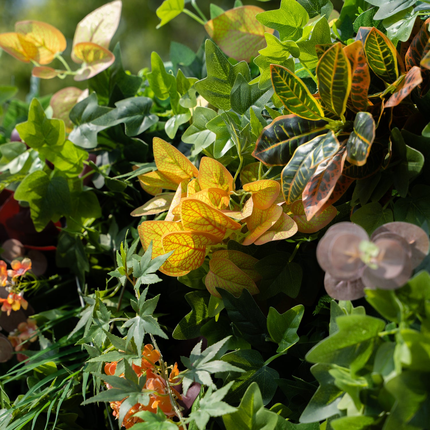 Berenice:4D Fabric Artificial rolling up curtain flower wall