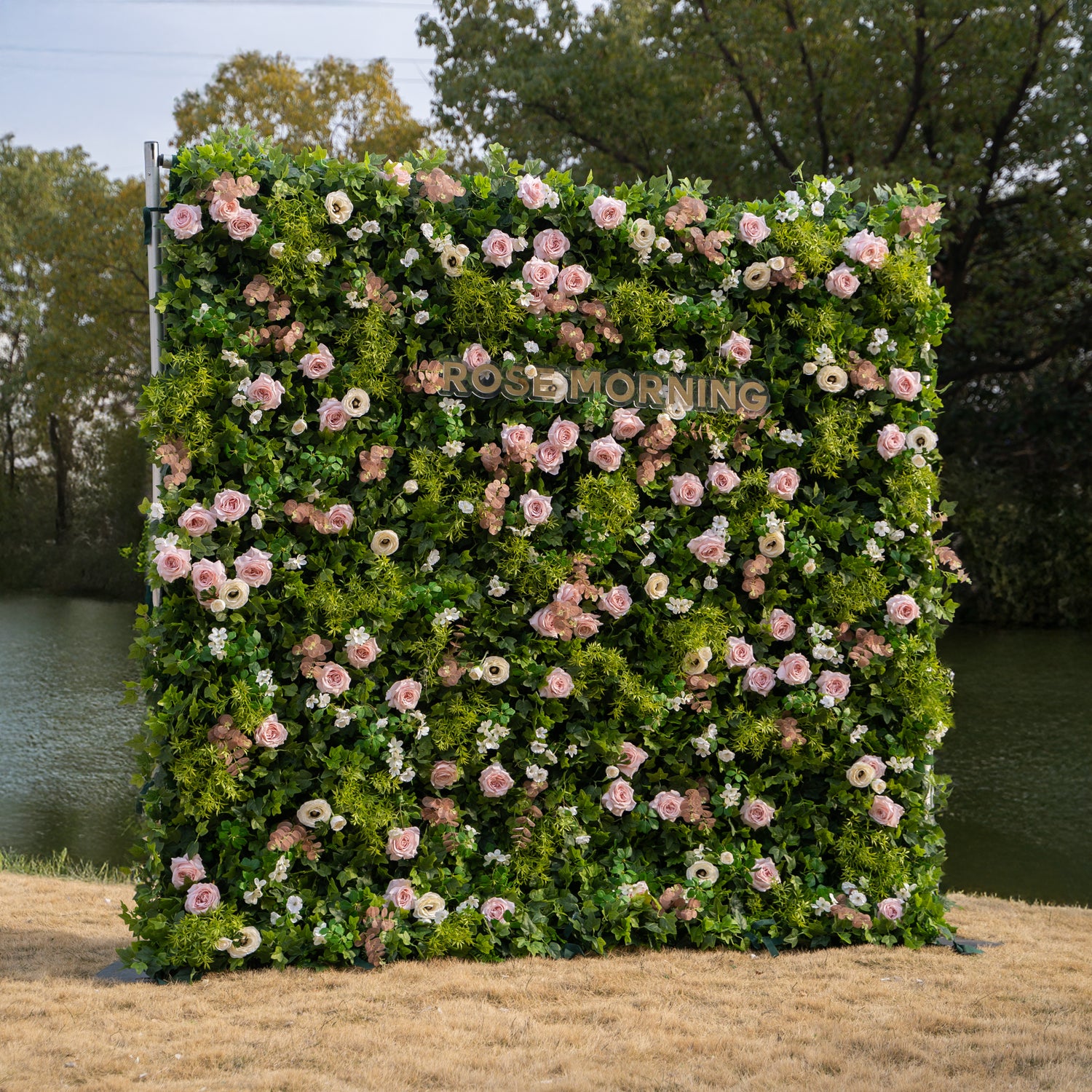 Bettina:4D Fabric Artificial rolling up curtain flower wall
