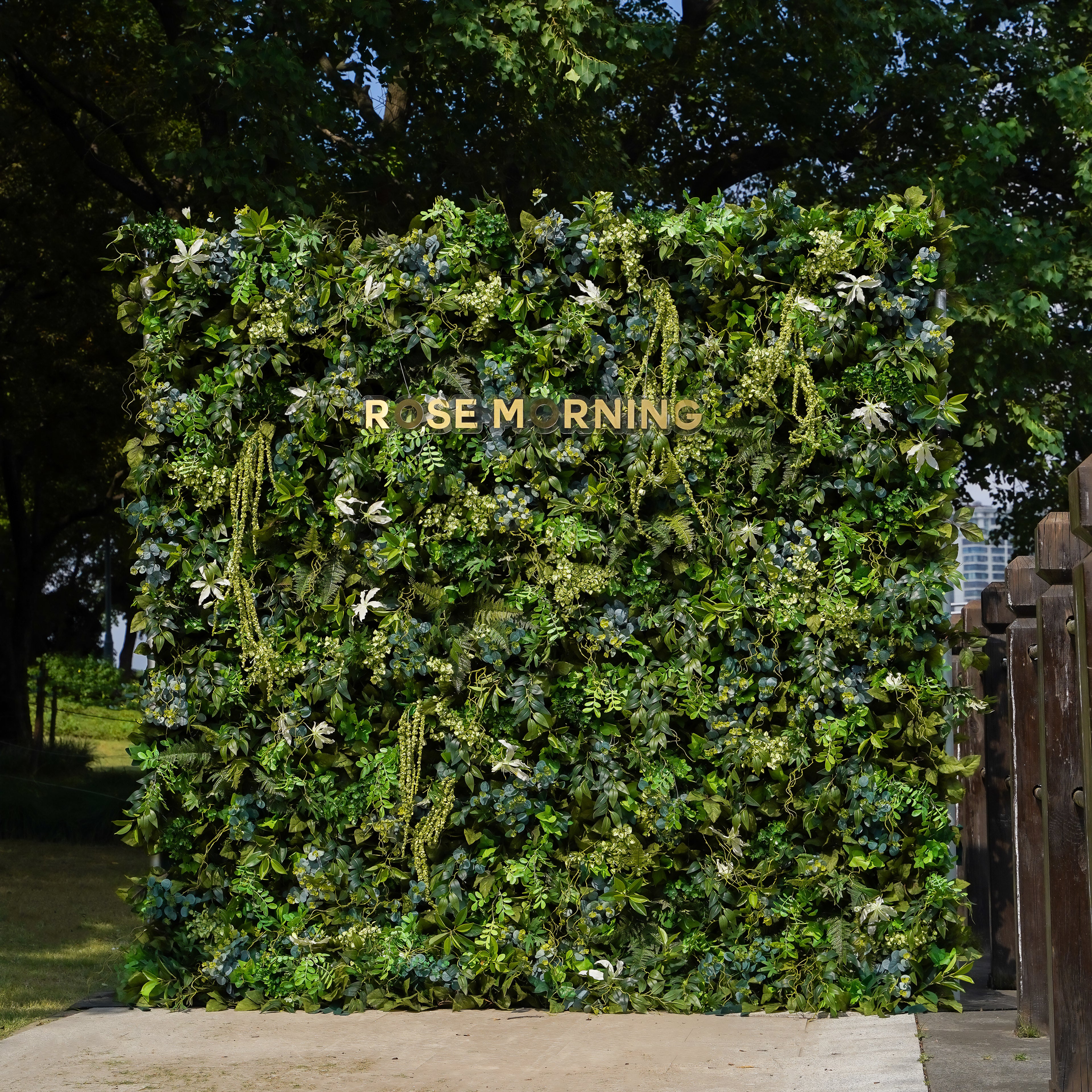 Brooklyn 3D Fabric Artificial rolling up curtain flower wall Rose Morning