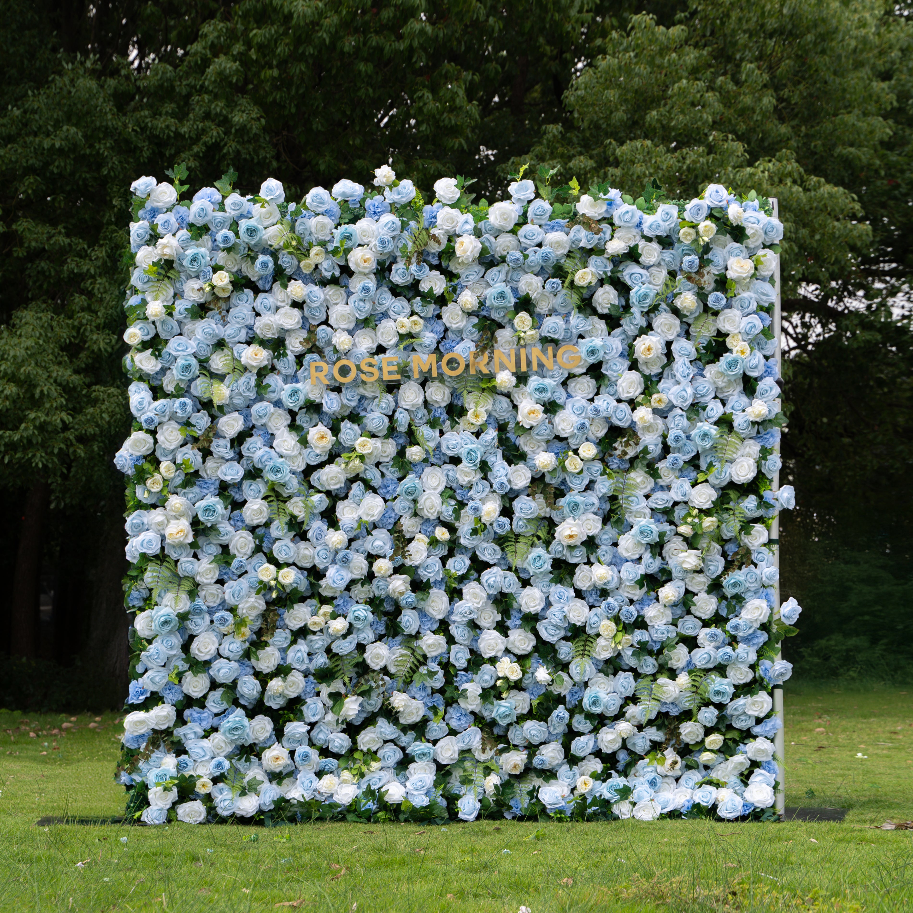 Cheska:5D Fabric Artificial rolling up curtain flower wall