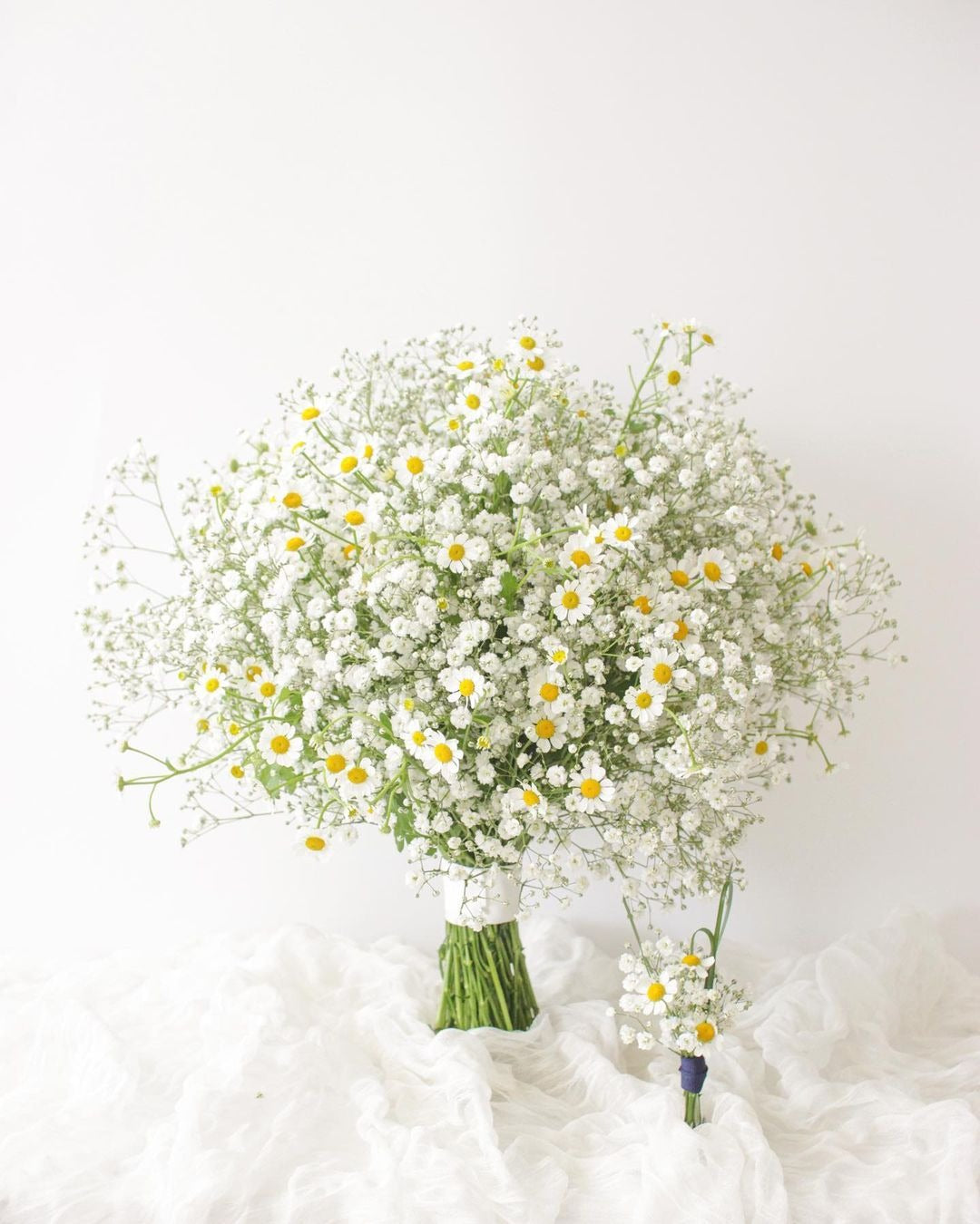 BabyBreath wedding bouquet bridal bouquet -R167 Rose Morning
