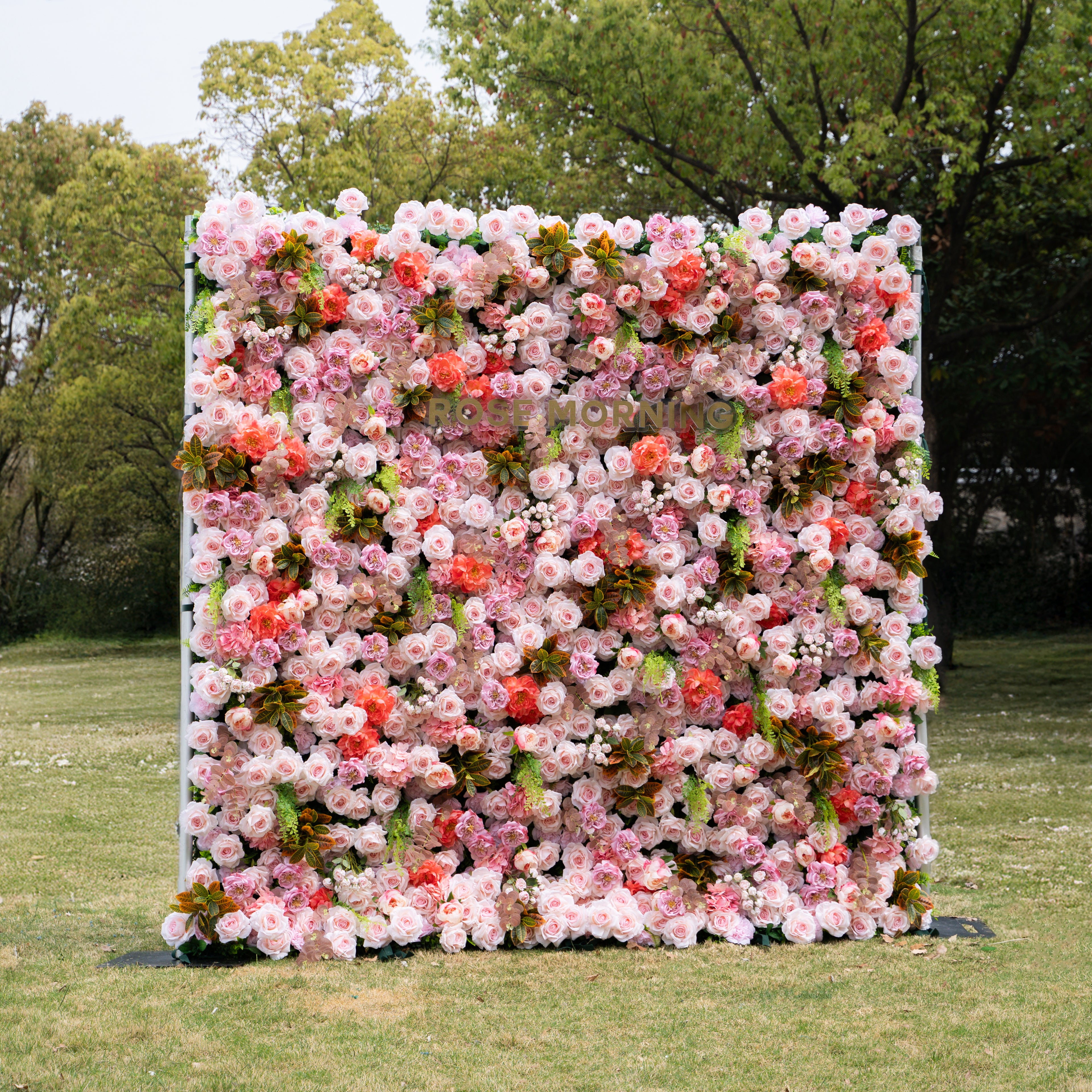 Daniela :5D Fabric Artificial rolling up curtain flower wall
