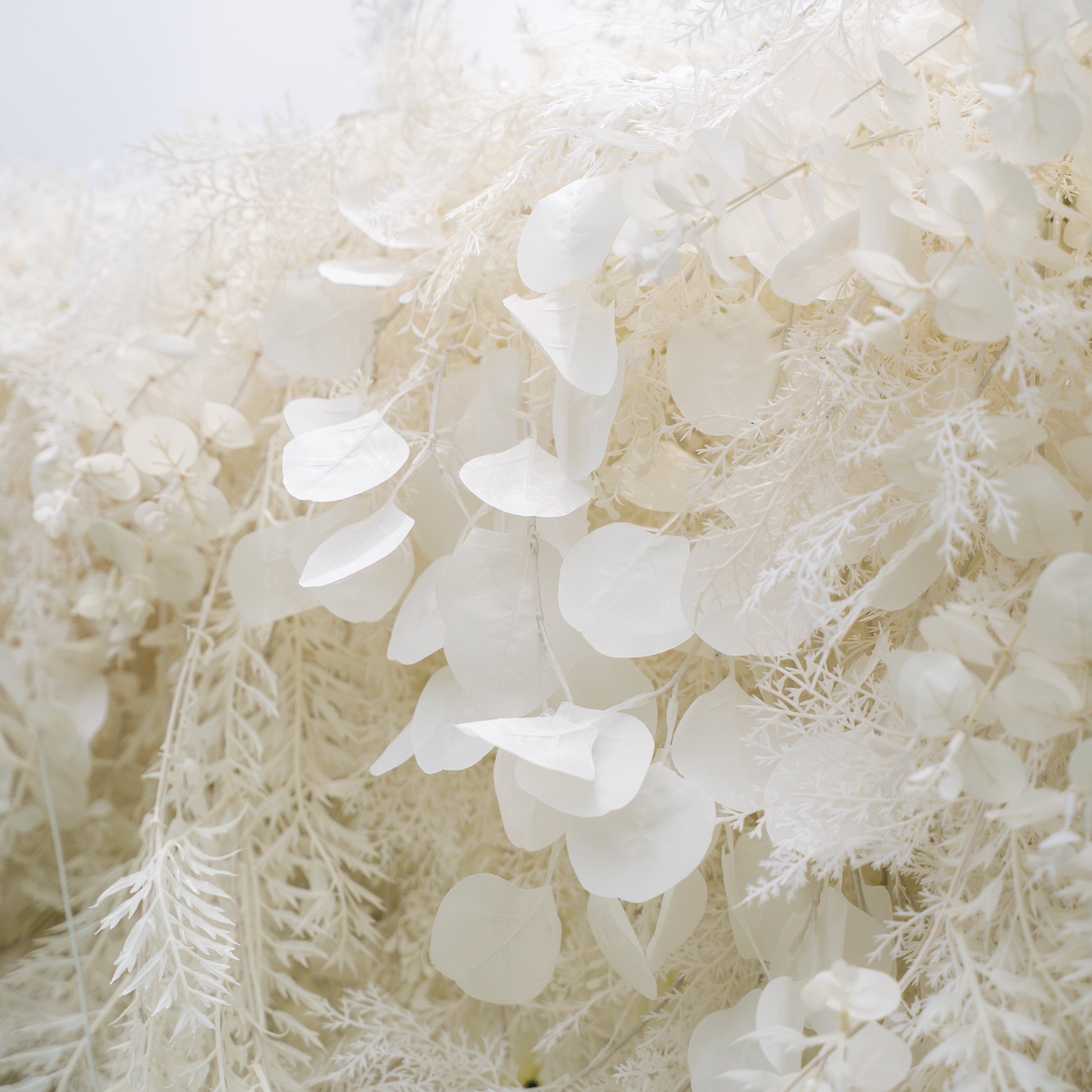 Dream 2025:5D White Fabric Artificial rolling up curtain flower wall