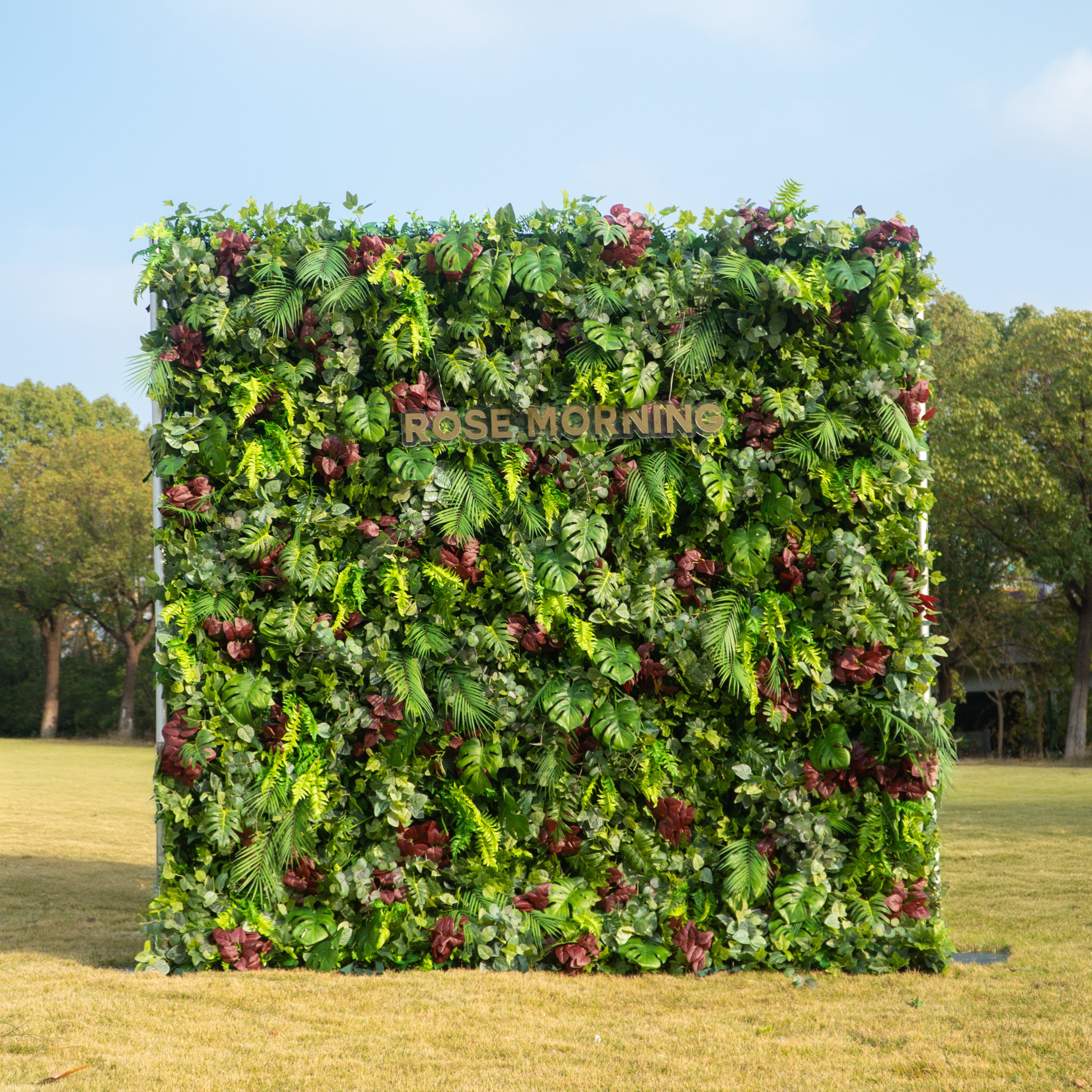 Filippa:4D Fabric Artificial rolling up curtain flower wall