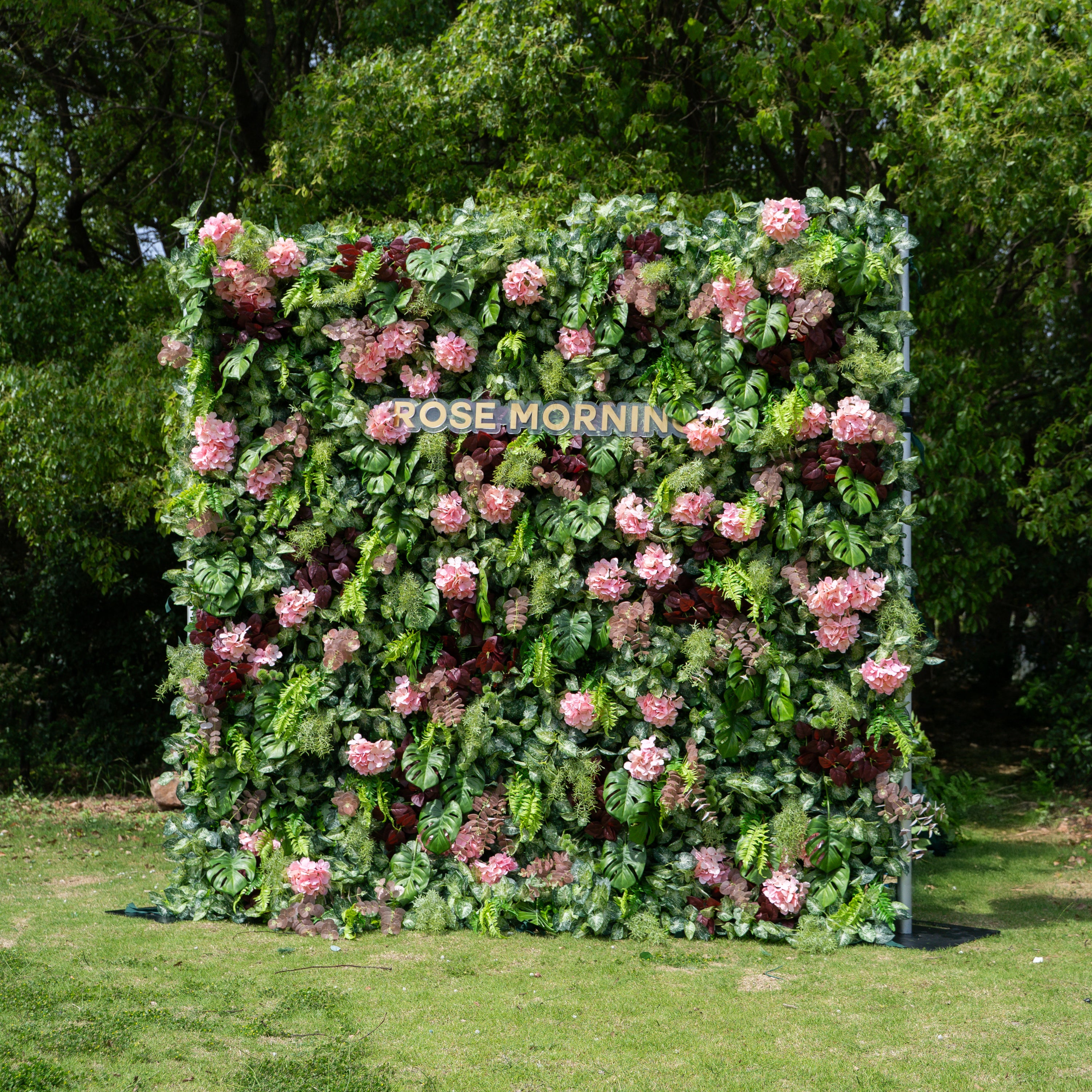 Giuliana:4D Fabric Artificial rolling up curtain flower wall