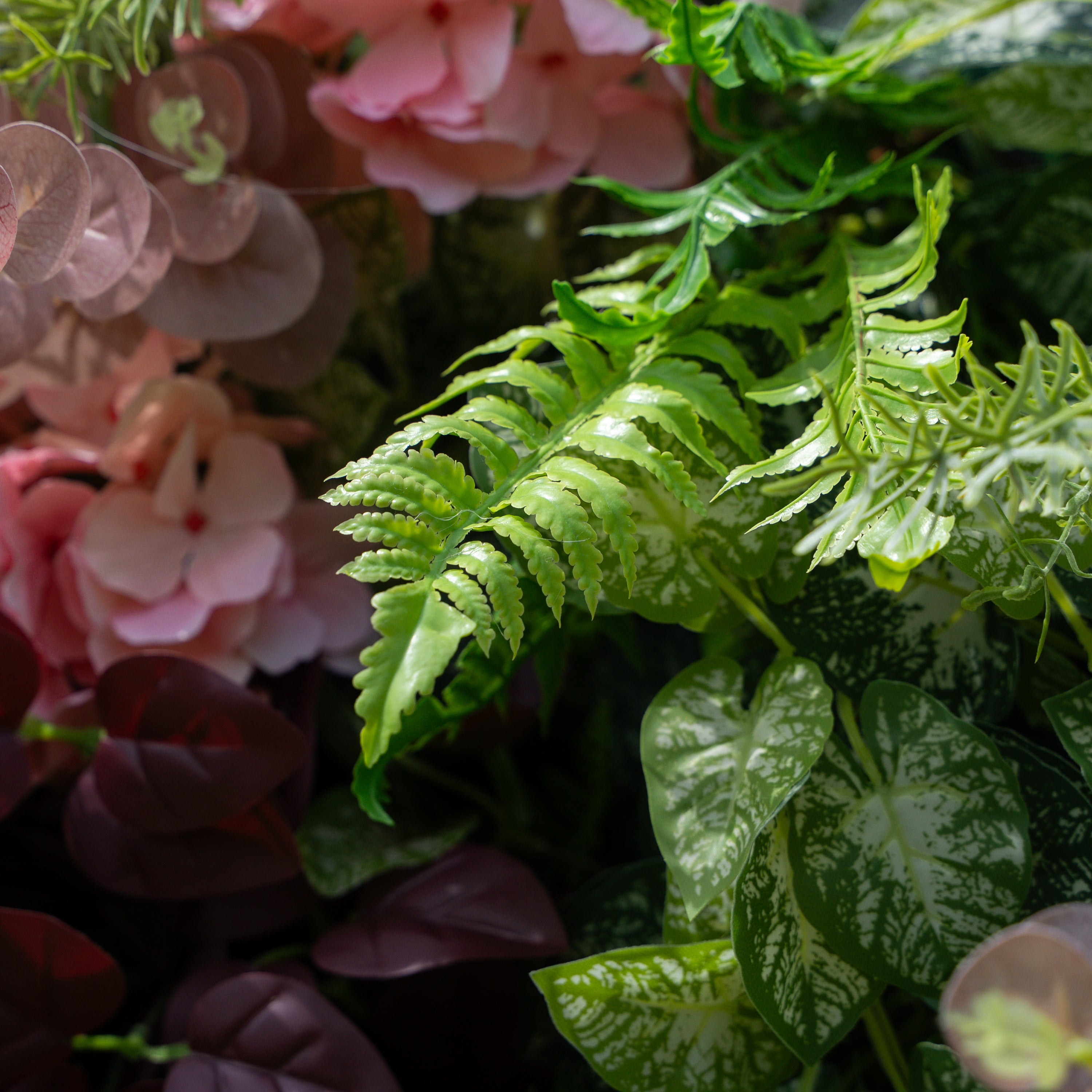 Giuliana:4D Fabric Artificial rolling up curtain flower wall