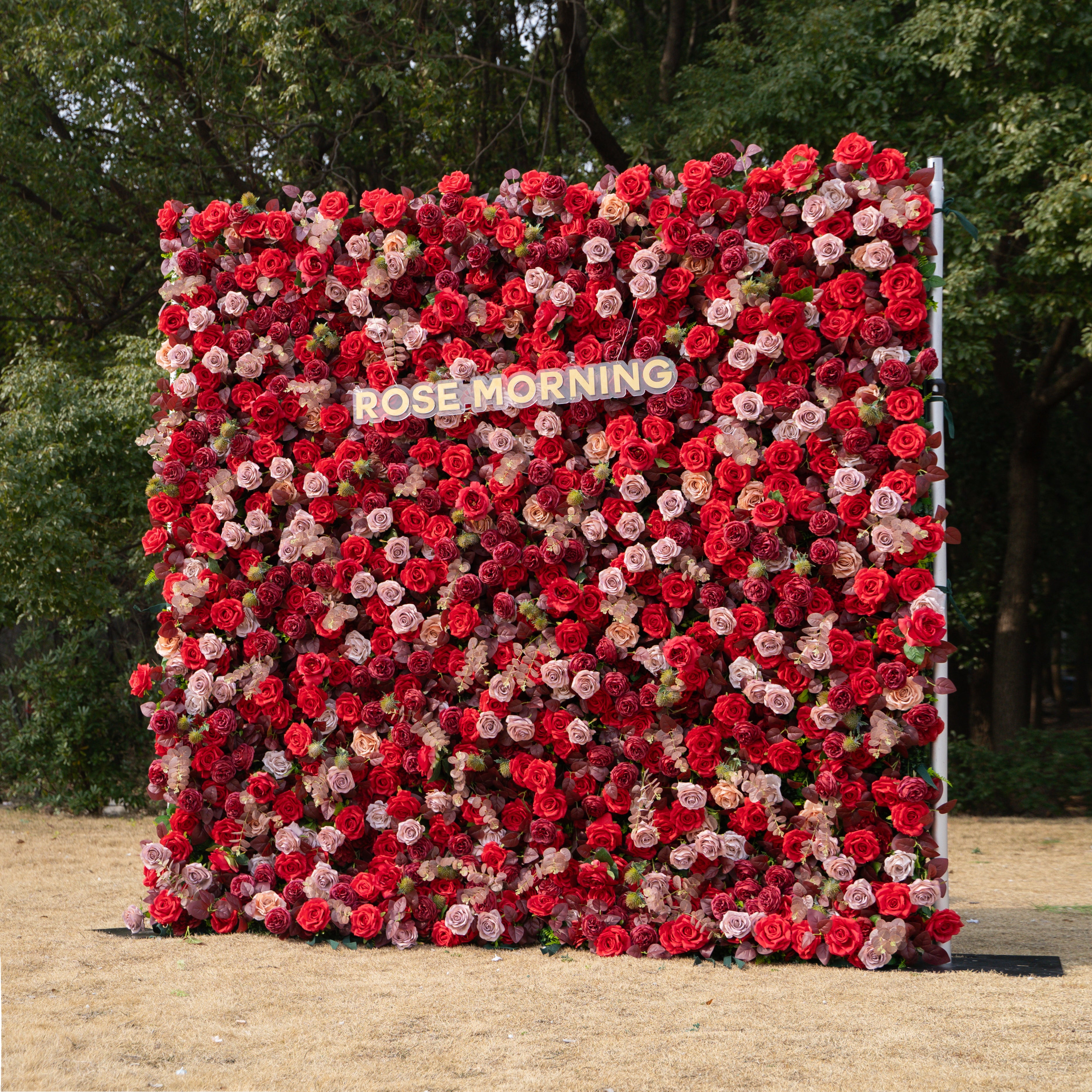 Grazie:5D Fabric Artificial rolling up curtain flower wall