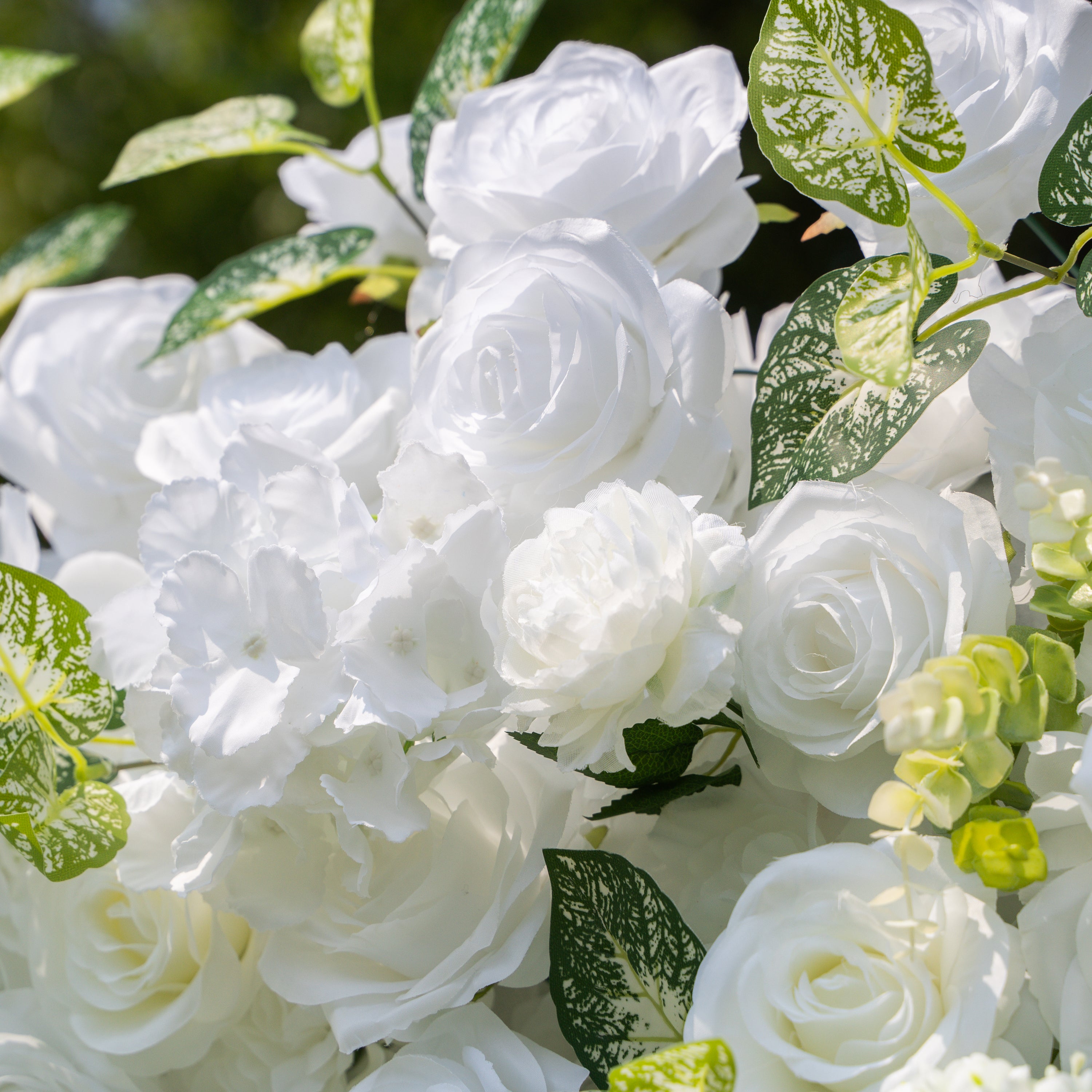 Icing :3D Fabric Artificial rolling up curtain flower wall